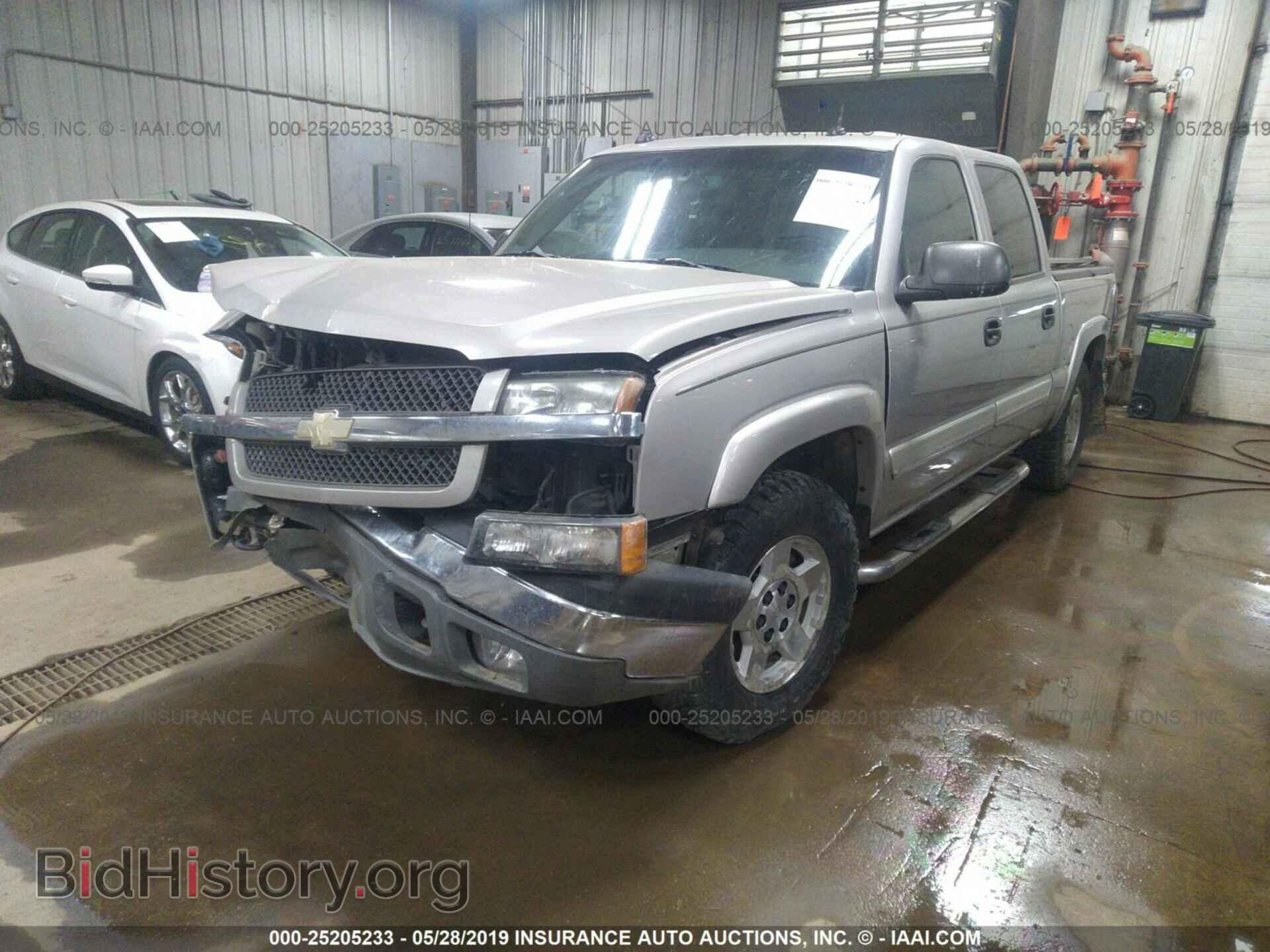 2005 CHEVROLET SILVERADO - VIN: 2GCEK13TX51228000 - Фото 2