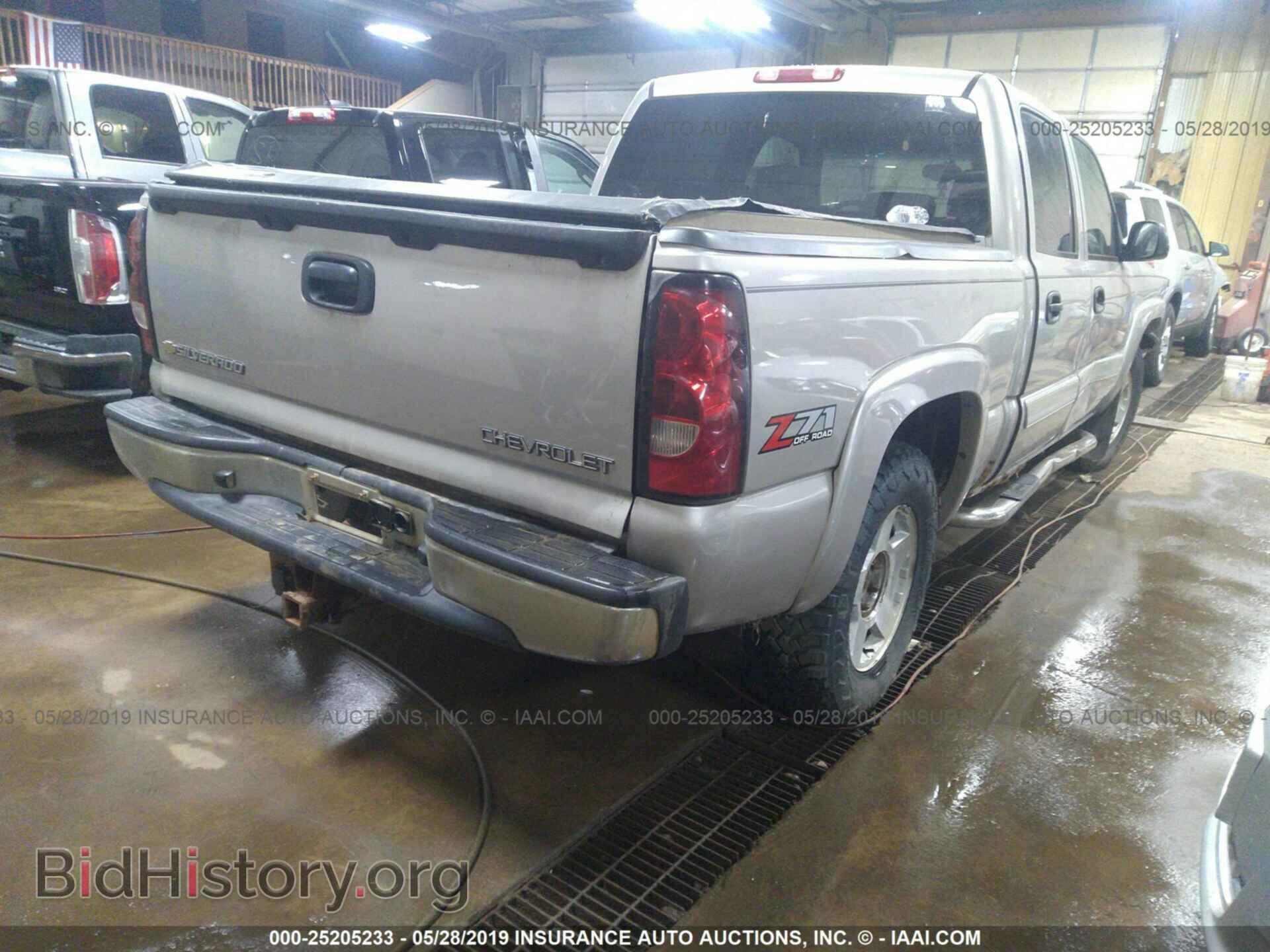 2005 CHEVROLET SILVERADO - VIN: 2GCEK13TX51228000 - Фото 4