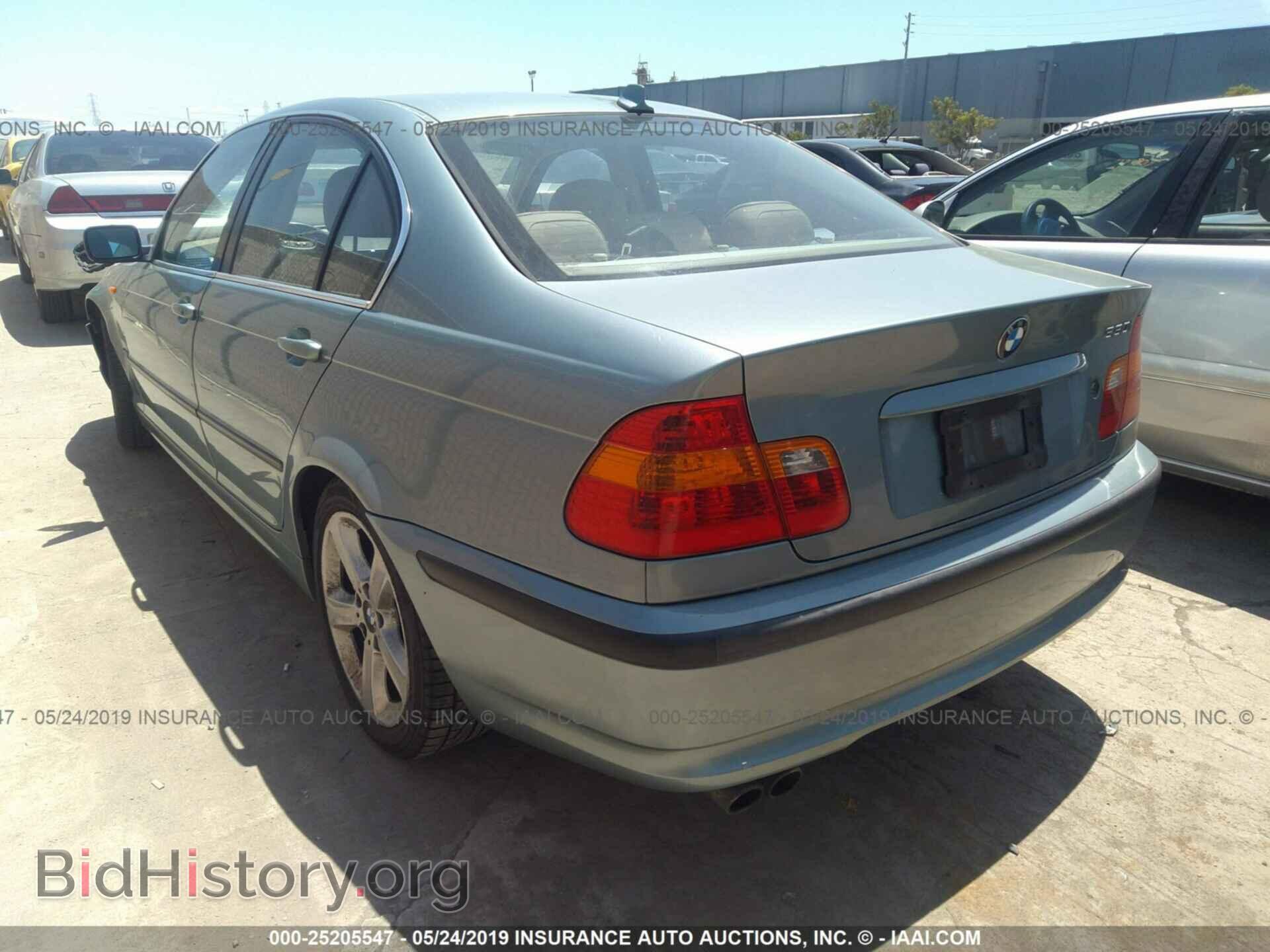 2005 BMW 330 - VIN: WBAEV53495KM40343 - Фото 3