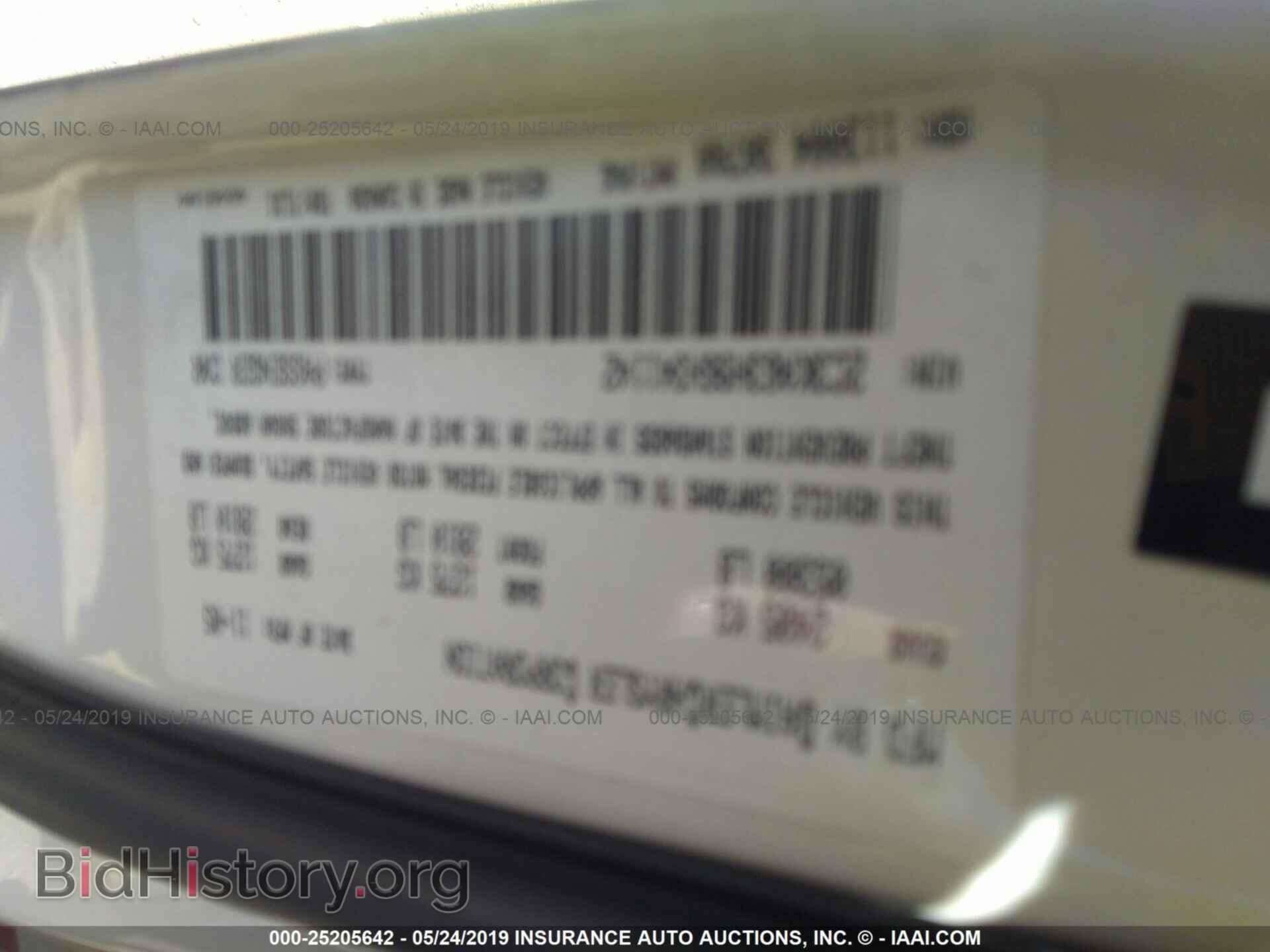 2006 CHRYSLER 300C - VIN: 2C3KA63H96H341142 - Фото 9