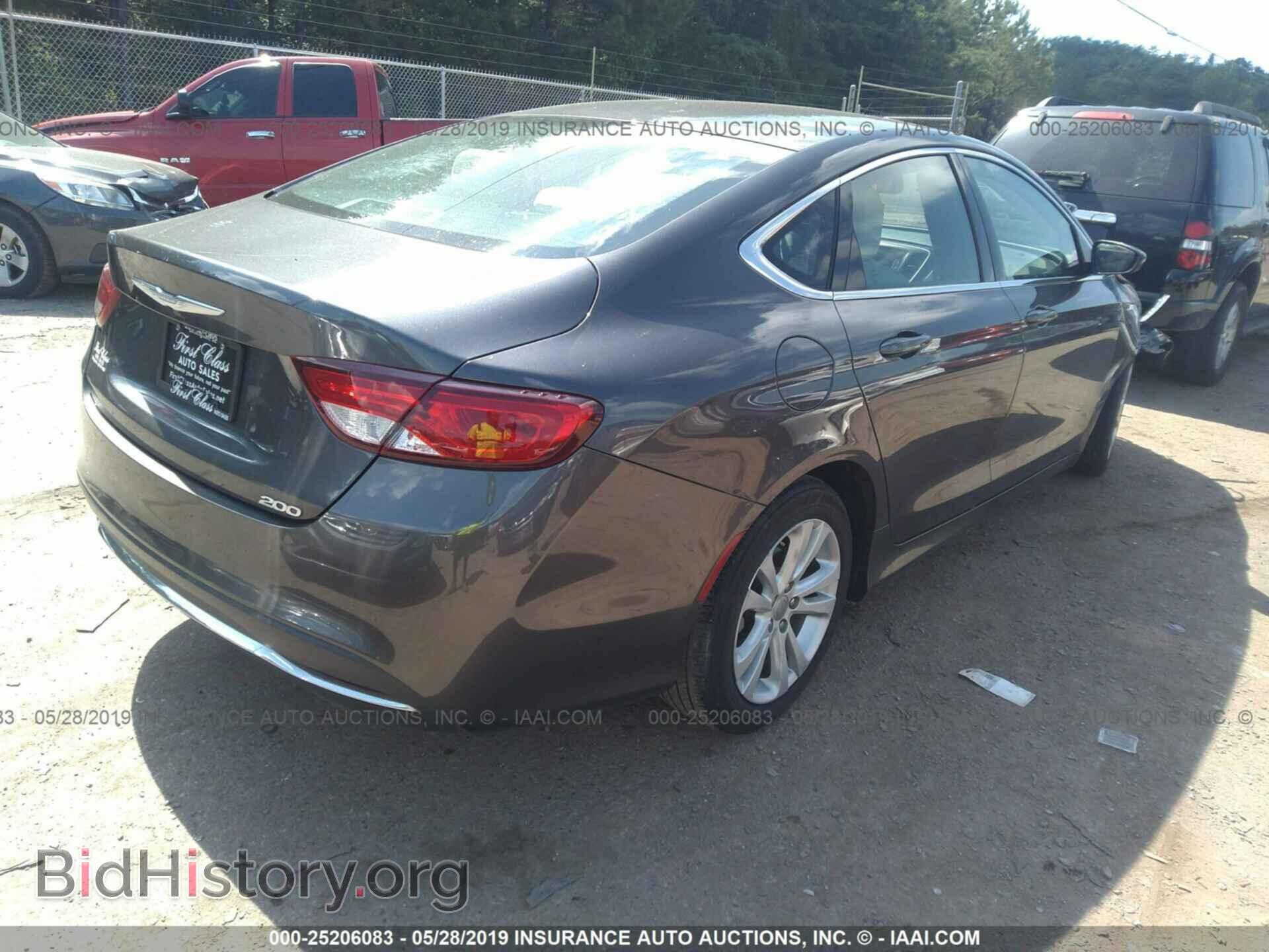 2016 CHRYSLER 200 - VIN: 1C3CCCABXGN116801 - Photo 4