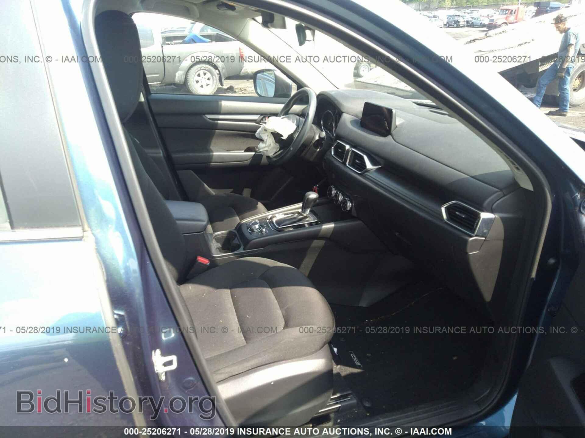 2017 MAZDA CX-5 - VIN: JM3KFBBL6H0123363 - Фото 5