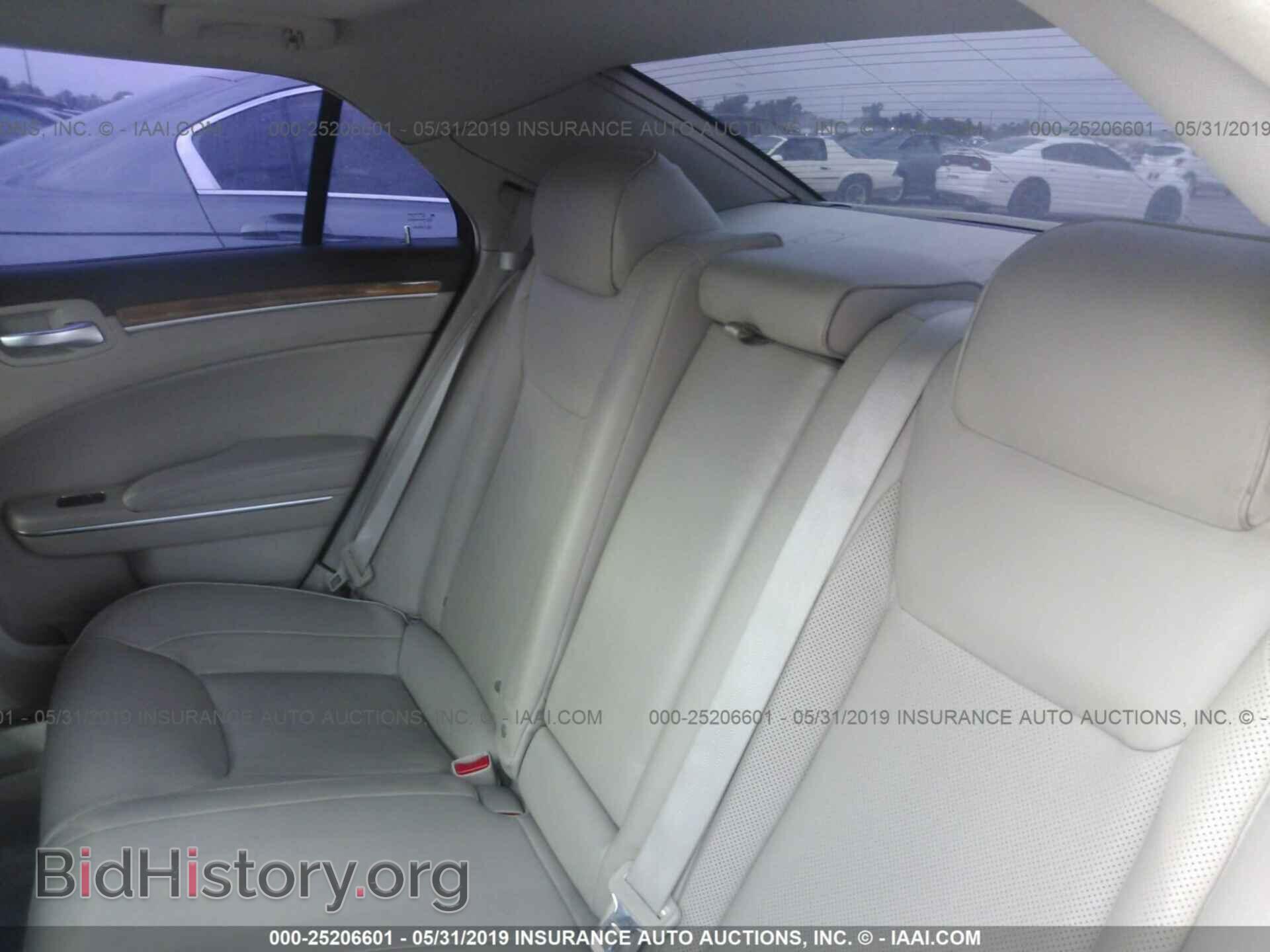 2012 CHRYSLER 300 - VIN: 2C3CCACGXCH253057 - Фото 8