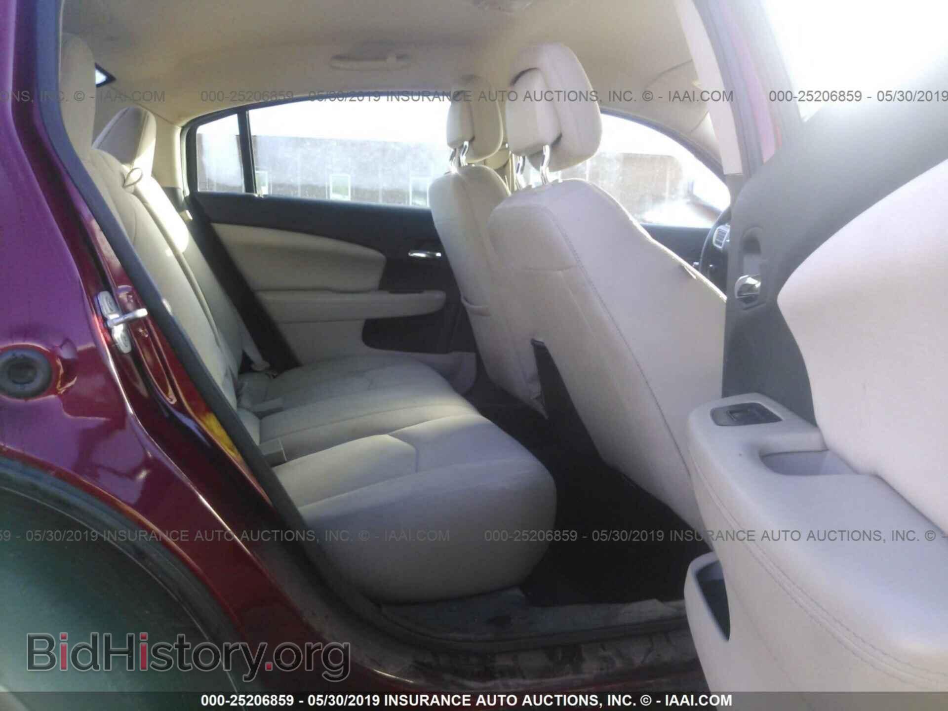 2014 CHRYSLER 200 - VIN: 1C3CCBBB8EN137698 - Фото 8