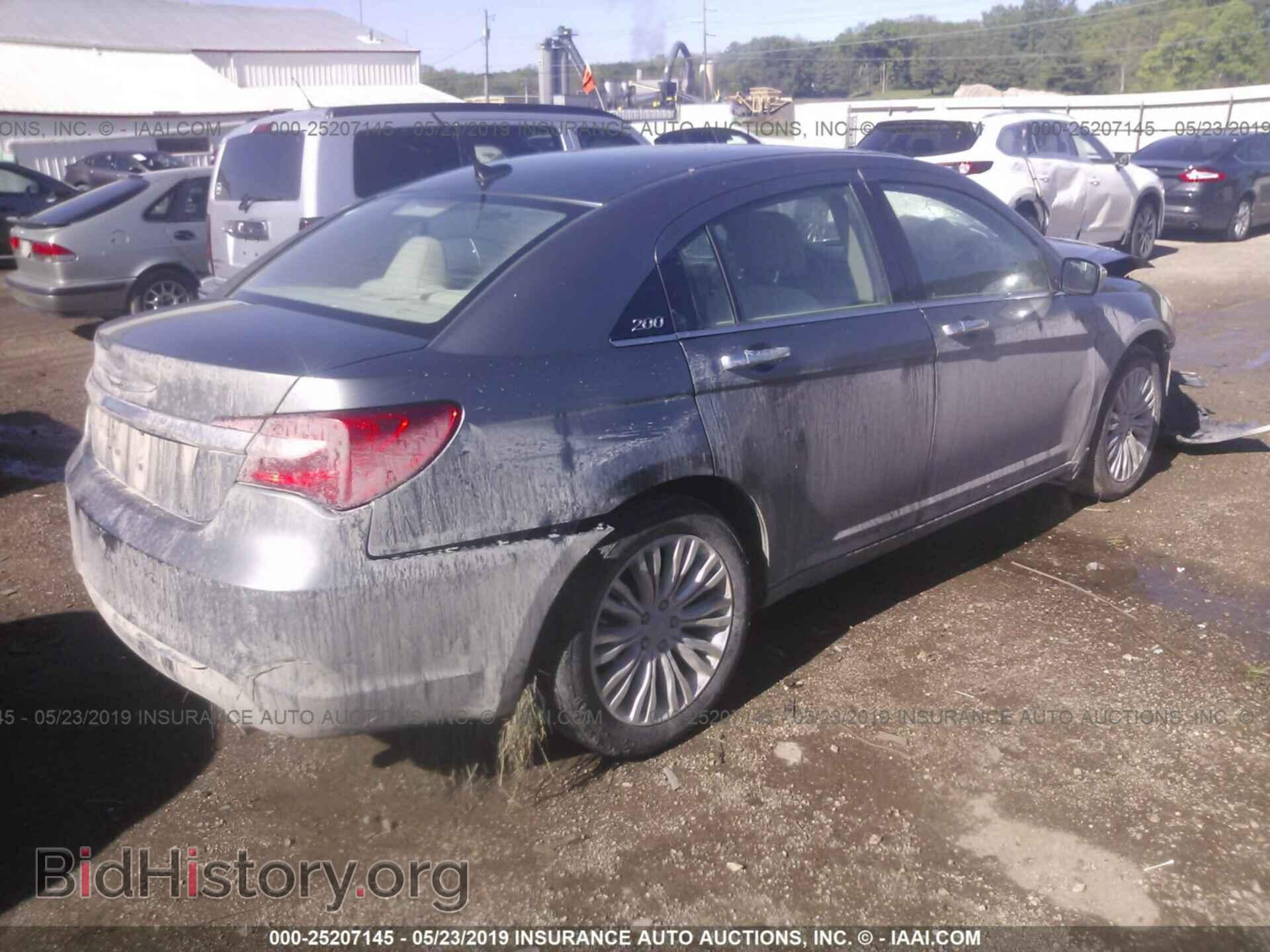 2012 CHRYSLER 200 - VIN: 1C3CCBCG3CN211231 - Фото 4