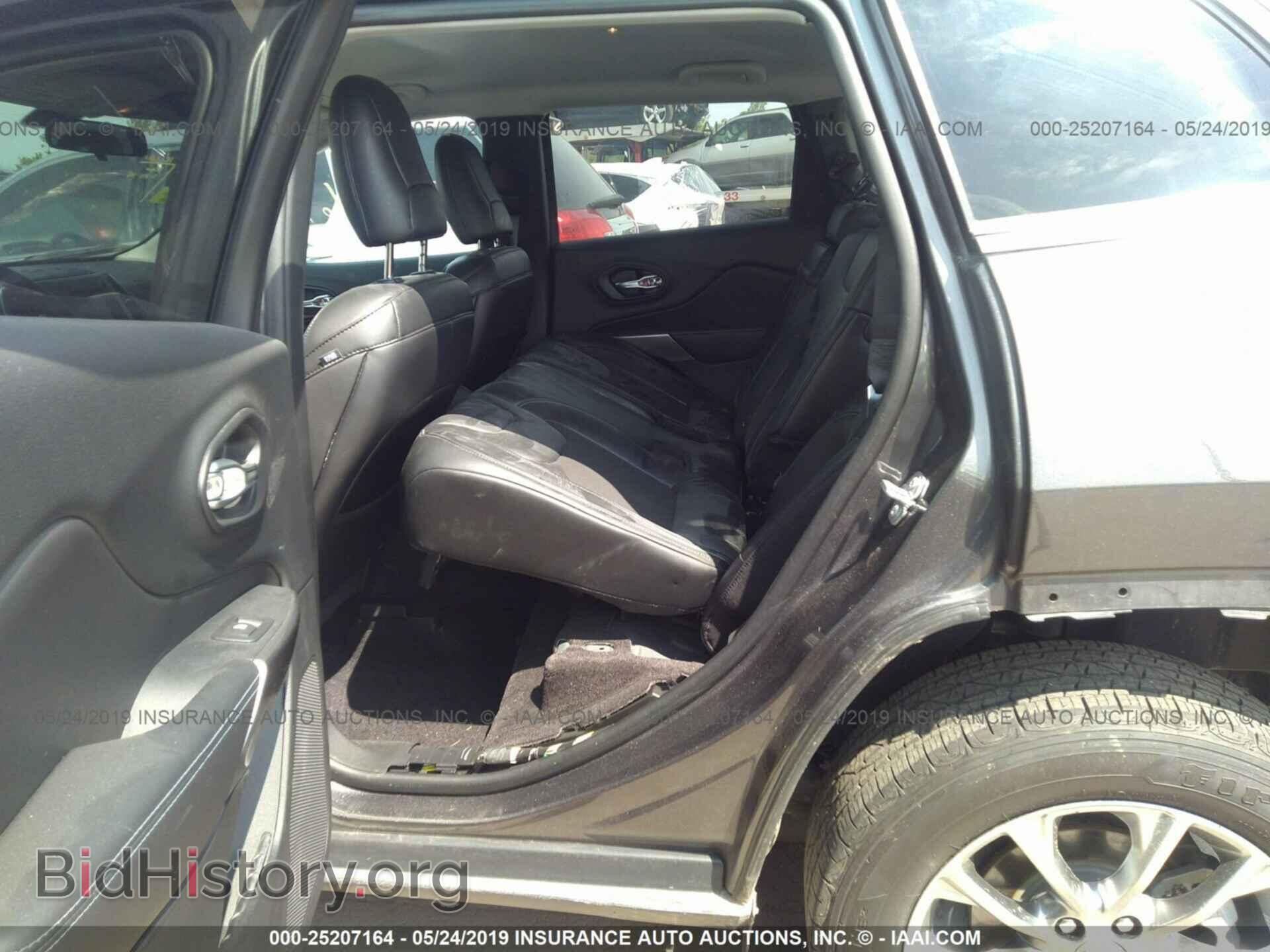 2019 JEEP CHEROKEE - VIN: 1C4PJLLBXKD123441 - Фото 8