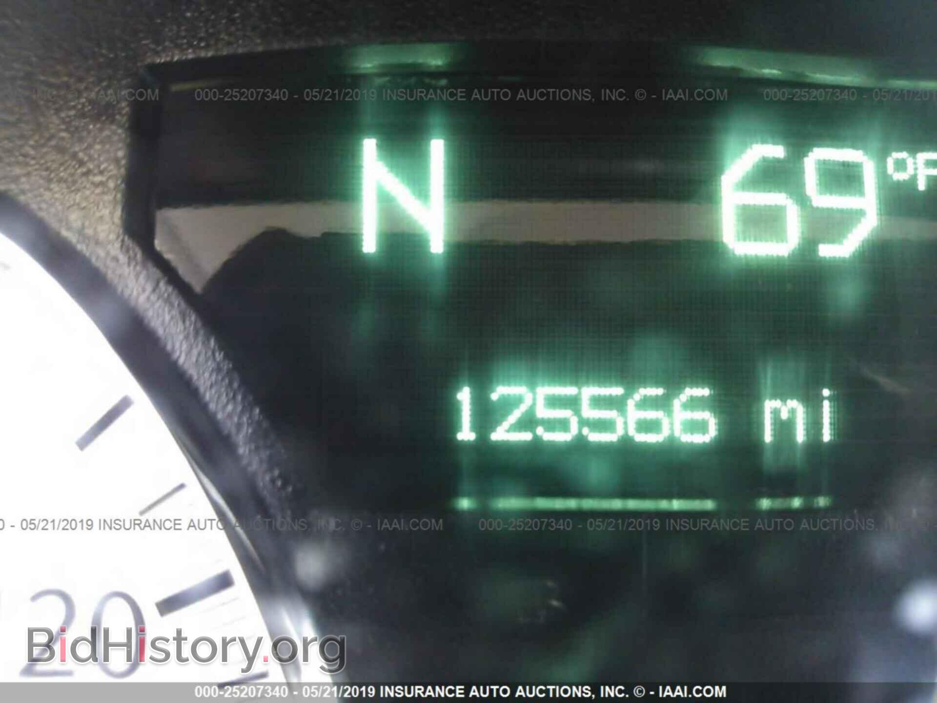 2010 CHRYSLER 300C - VIN: 2C3CA6CT6AH113374 - Фото 7