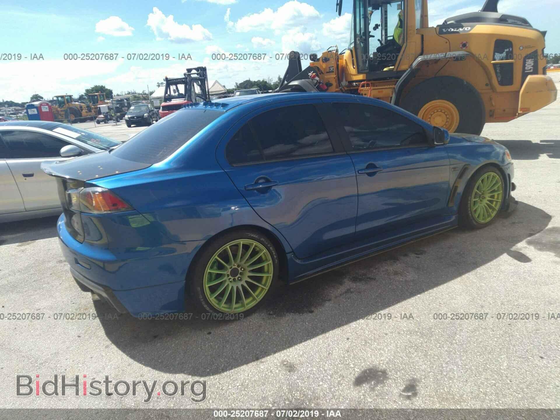 2011 Mitsubishi Lancer - VIN: JA32W8FV2BU043855 - Фото 4