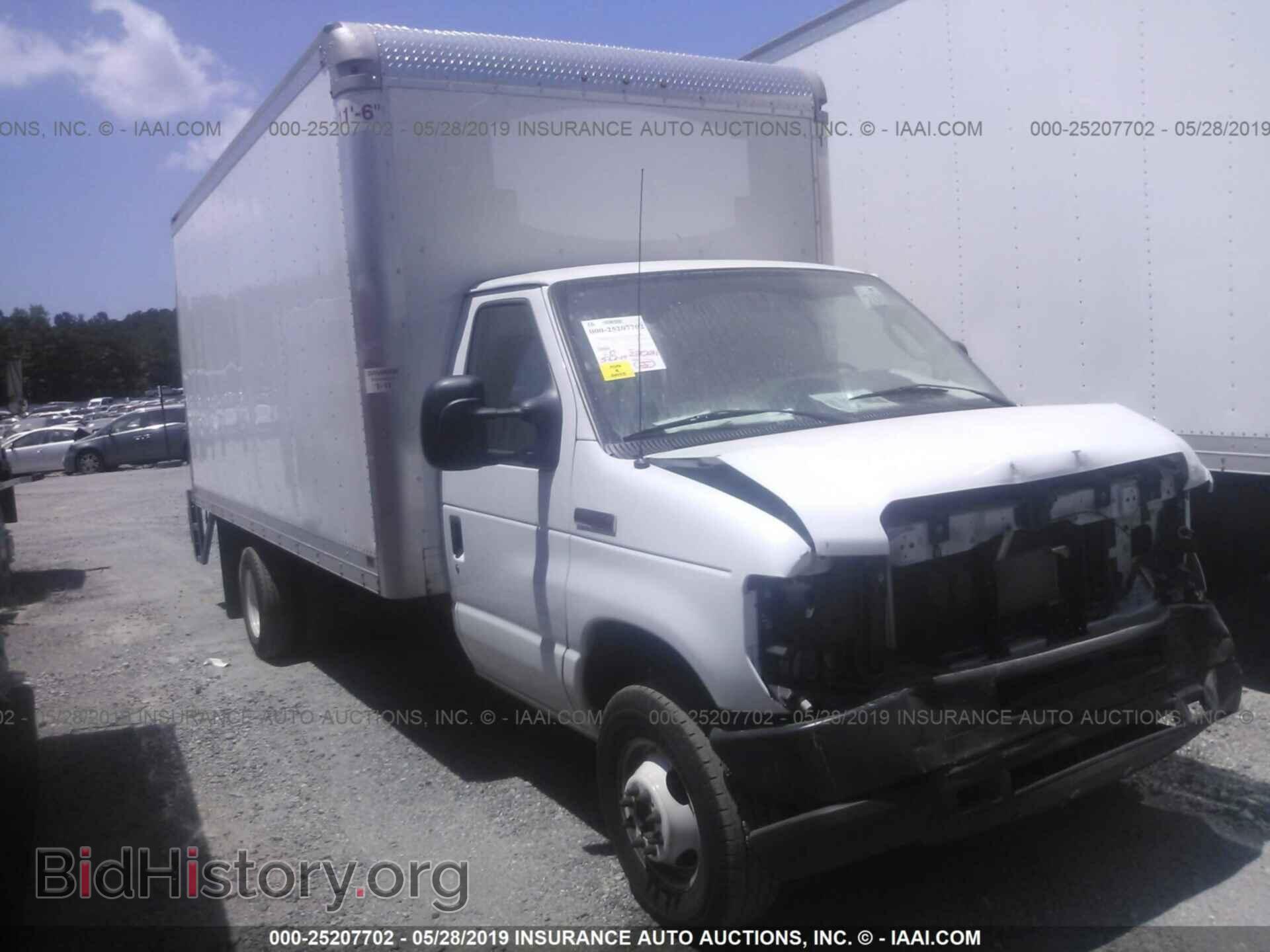2018 FORD ECONOLINE - VIN: 1FDXE4FS4JDC21378 - Фото 2
