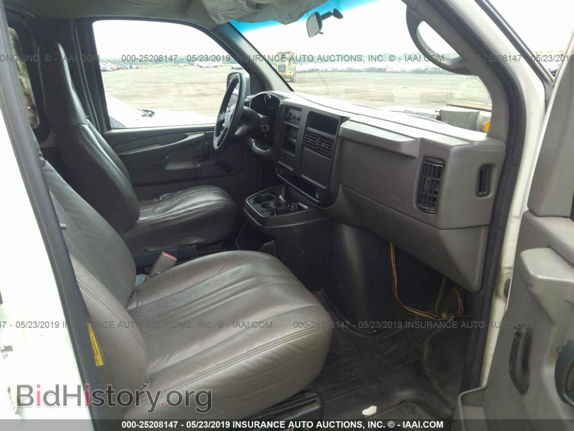 2005 GMC SAVANA - VIN: 1GTHG35U651134802 - Фото 5