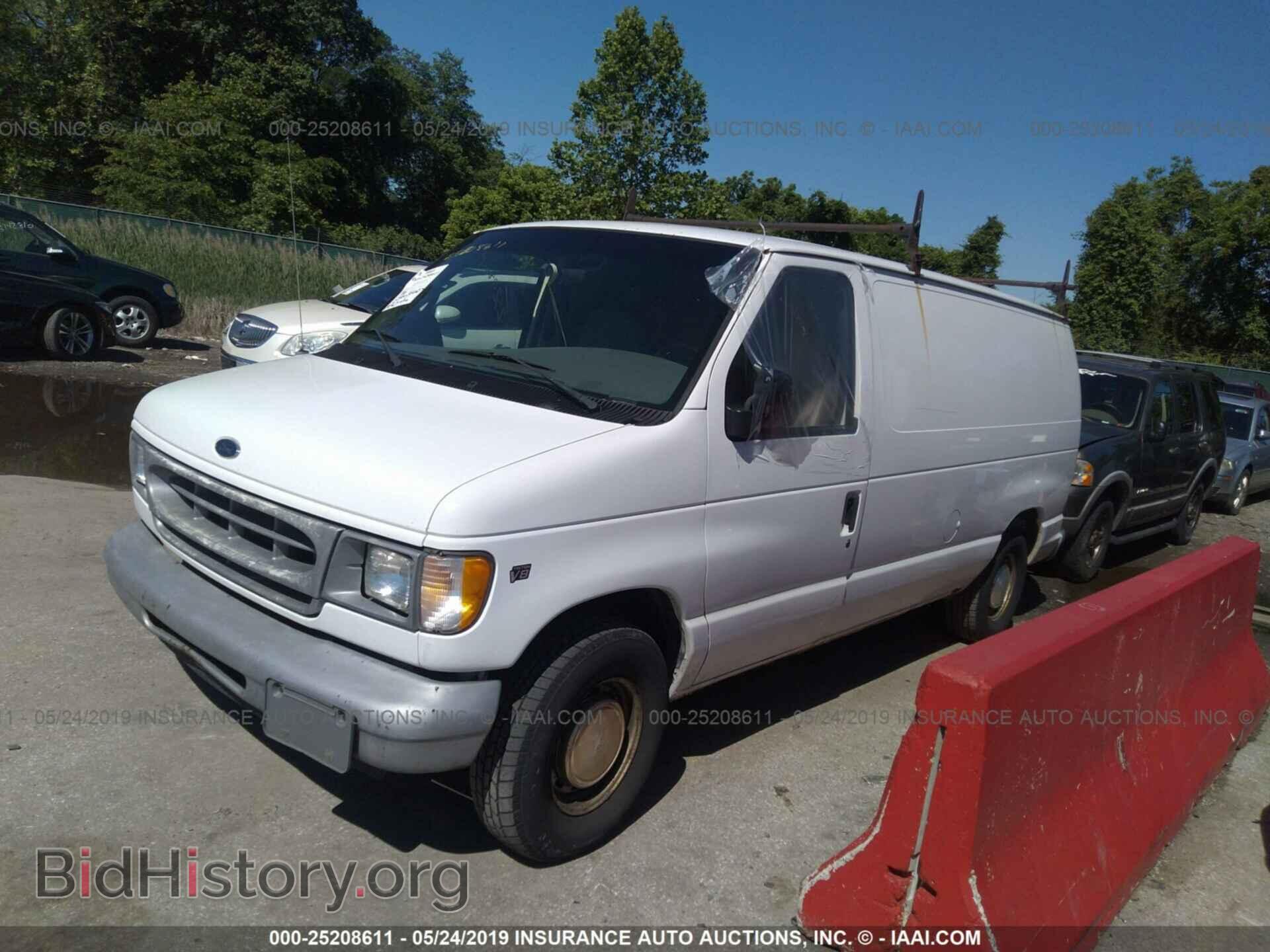 2000 FORD ECONOLINE - VIN: 1FTRE14W9YHB00009 - Photo 2