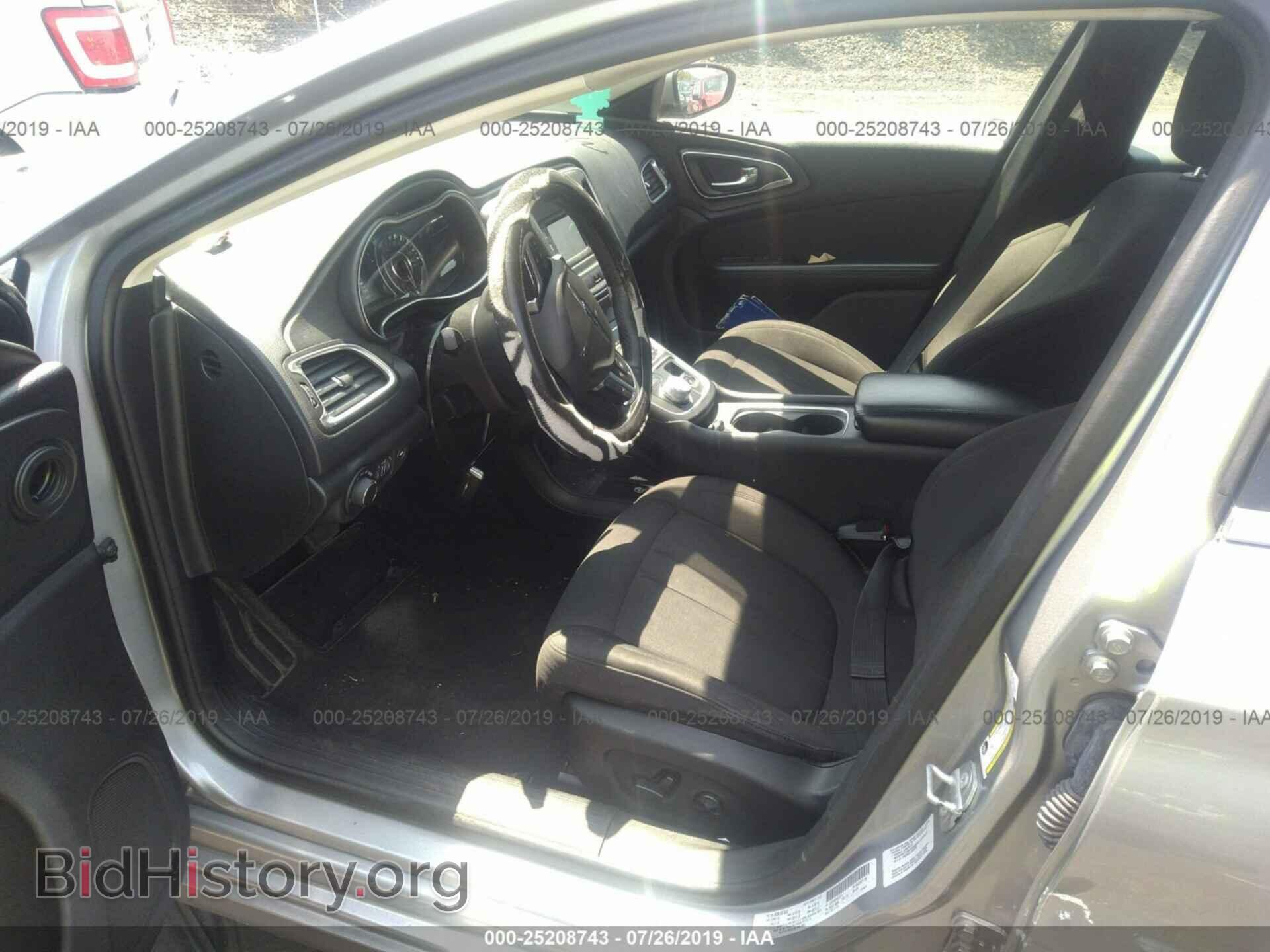 2016 CHRYSLER 200 - VIN: 1C3CCCAB7GN127111 - Photo 5