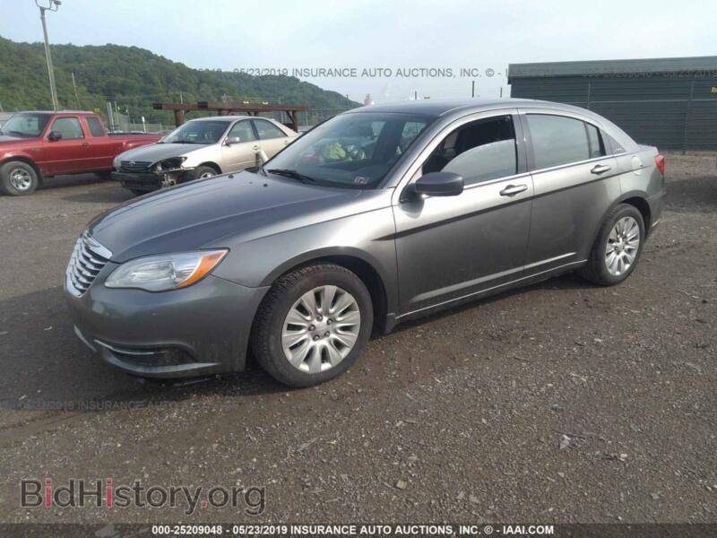 2012 Chrysler 200 (VIN 1C3CCBAB0CN292034) — photo 2 of 10