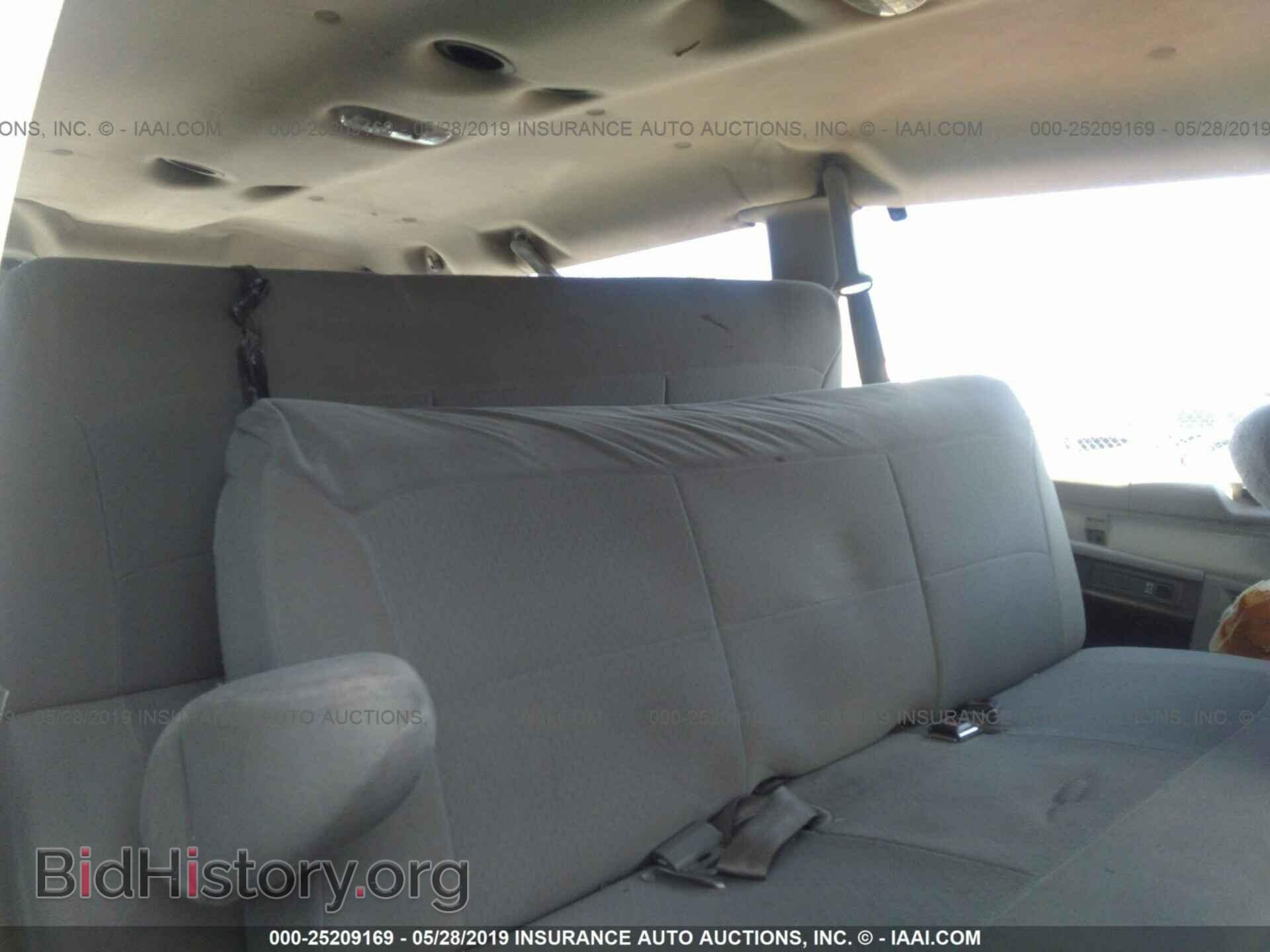 2006 FORD ECONOLINE - VIN: 1FBNE31L26DB31762 - Фото 8