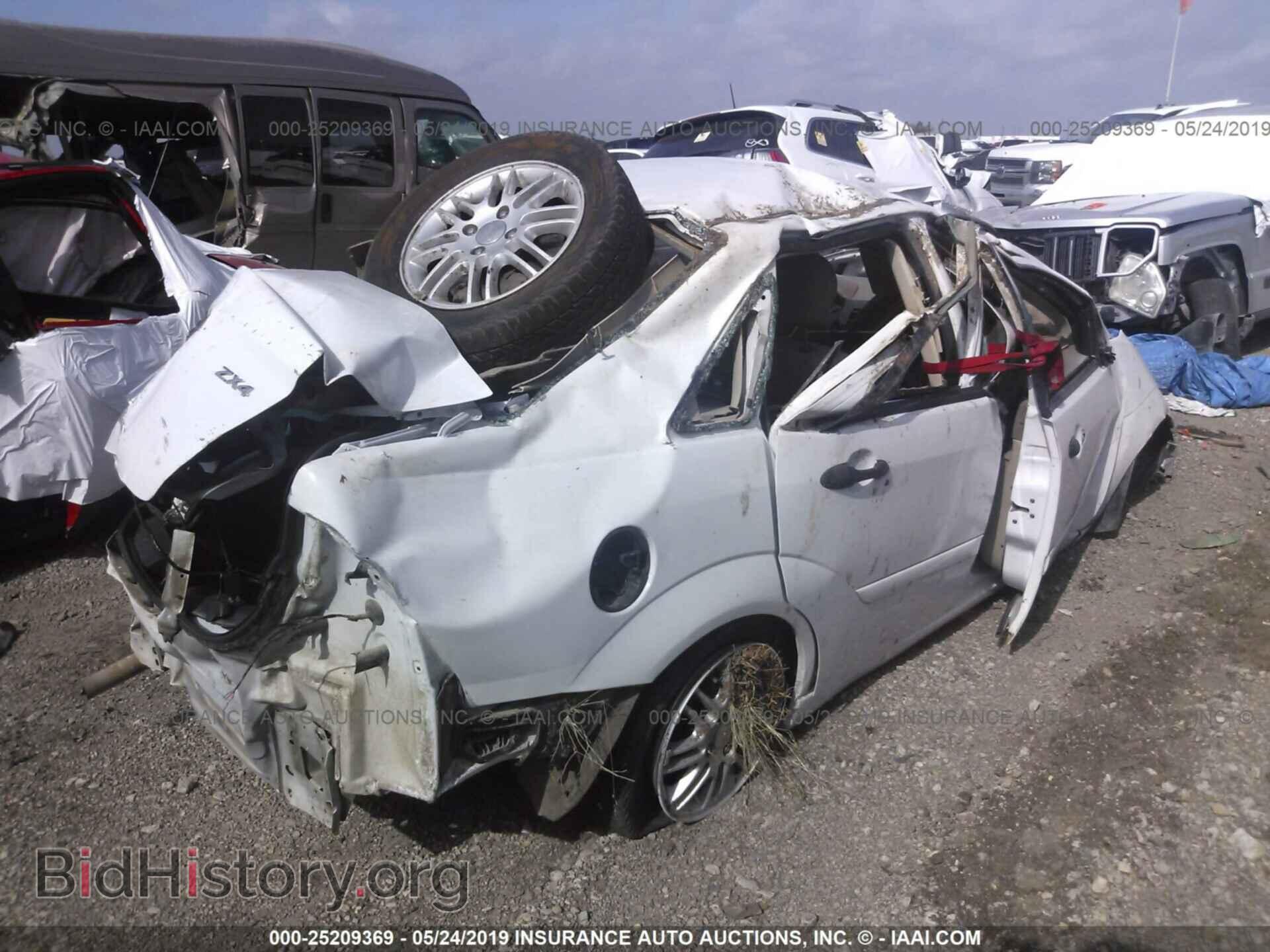 2005 FORD FOCUS - VIN: 1FAFP34N35W249481 - Фото 4