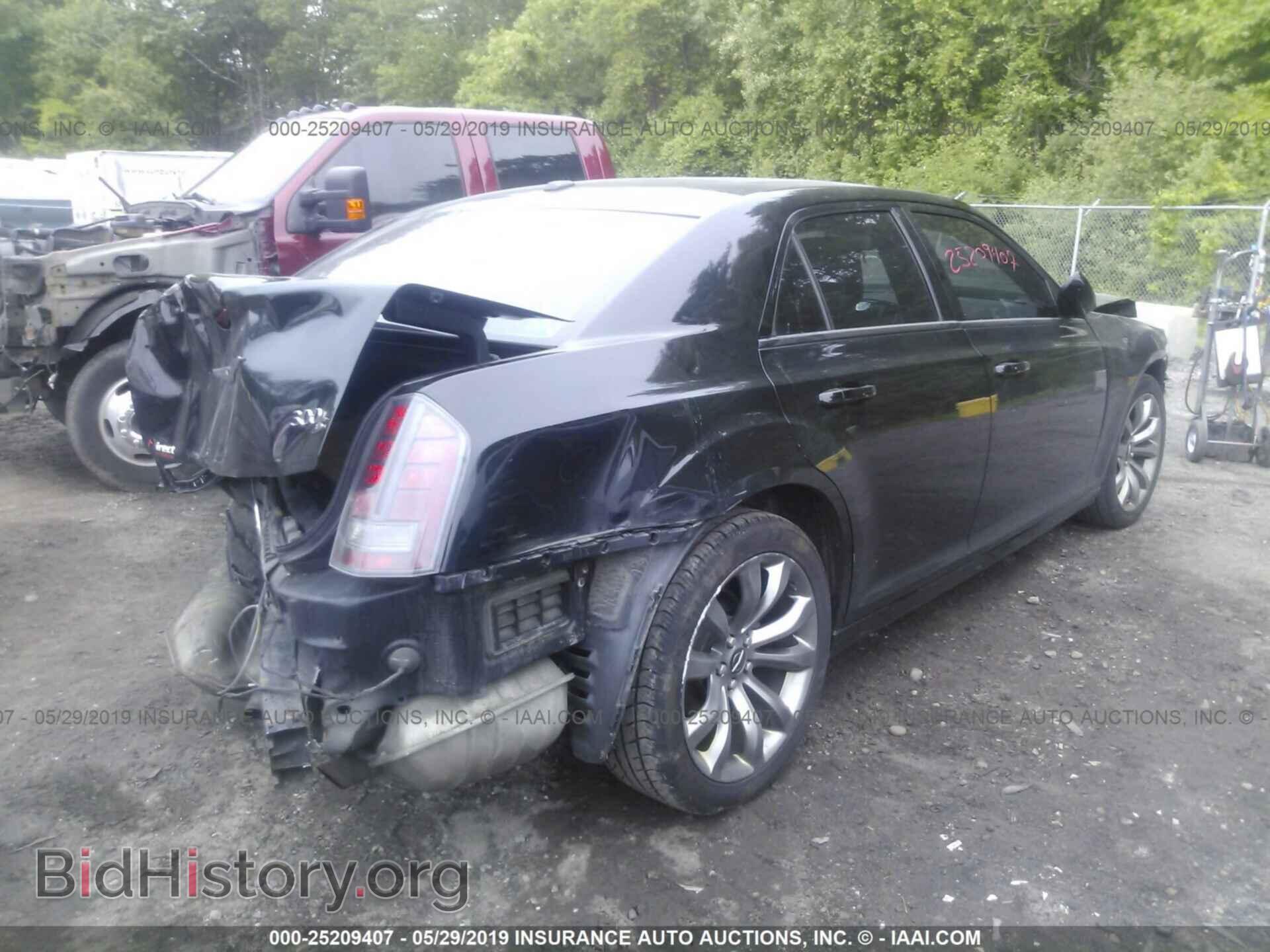 2014 CHRYSLER 300 - VIN: 2C3CCABG3EH321204 - Фото 4