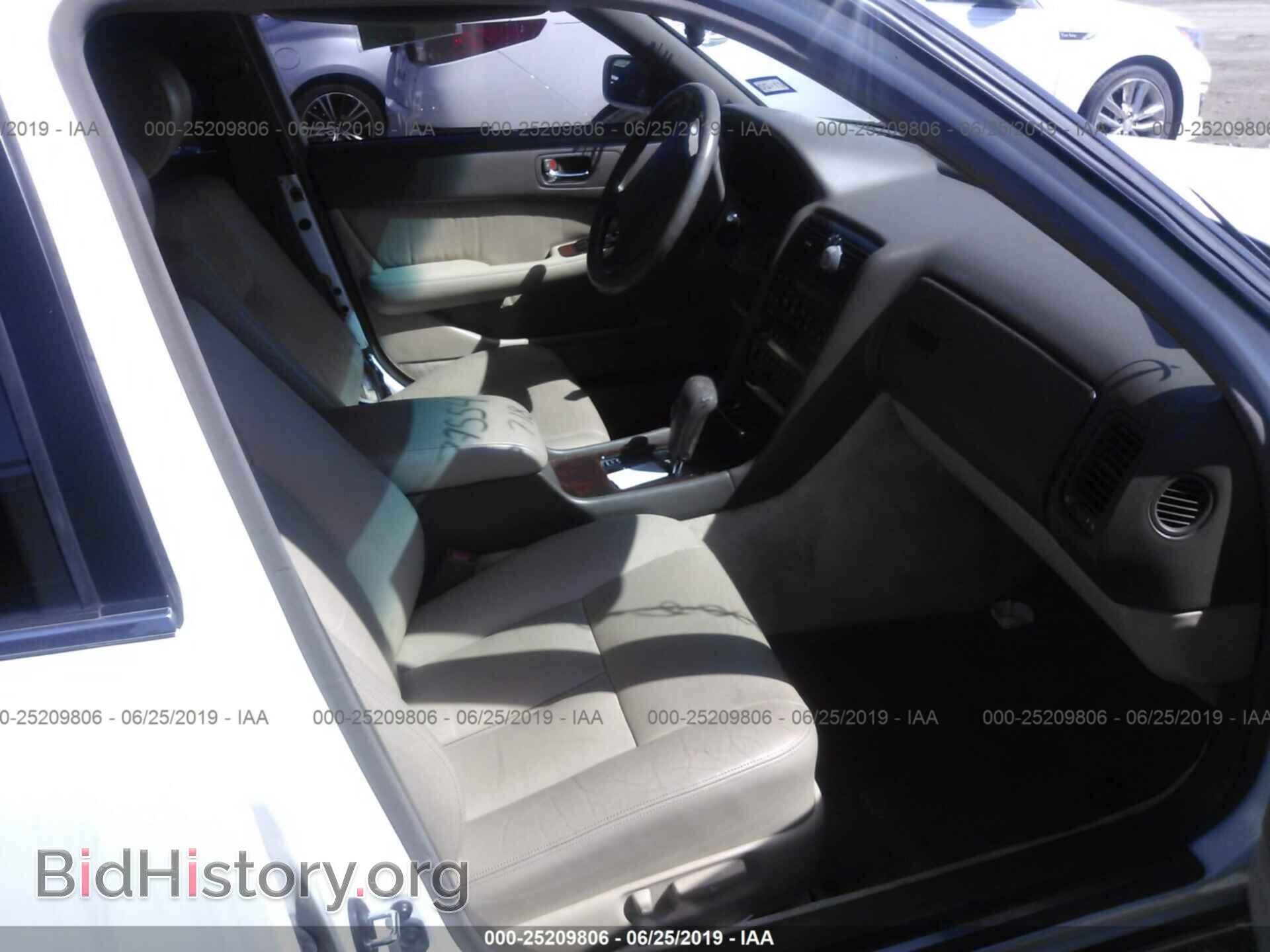 1991 LEXUS LS - VIN: JT8UF11E0M0061529 - Фото 5