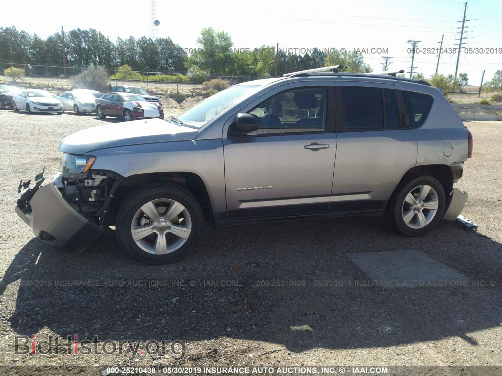 2017 JEEP COMPASS - VIN: 1C4NJDBB4HD106240 - Фото 2