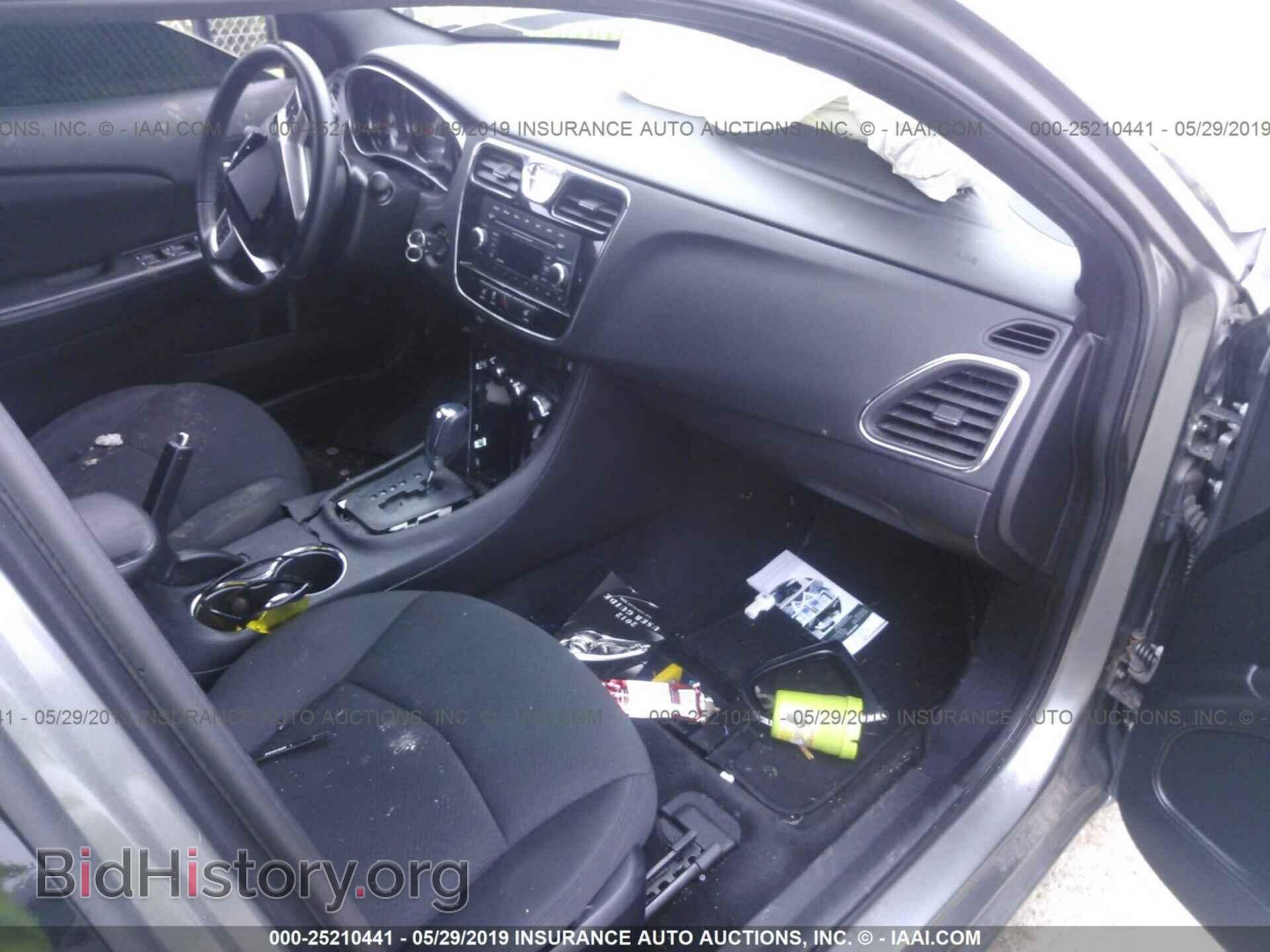 2012 CHRYSLER 200 - VIN: 1C3CCBBB4CN130891 - Фото 5