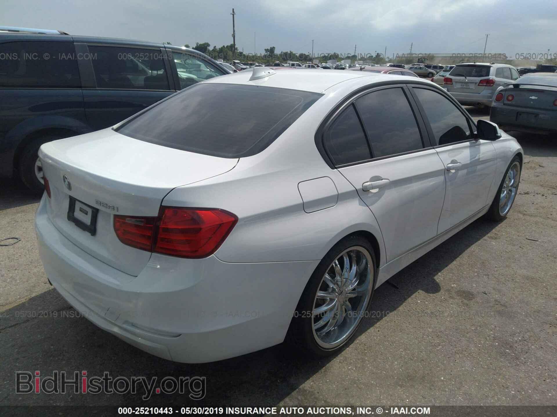 2013 BMW 328 - VIN: WBA3C1C50DF441970 - Фото 4