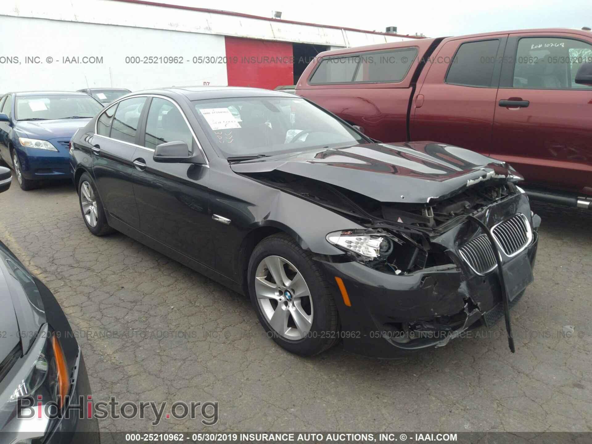 Photo WBAFR1C53BC742565 - BMW 528 2011