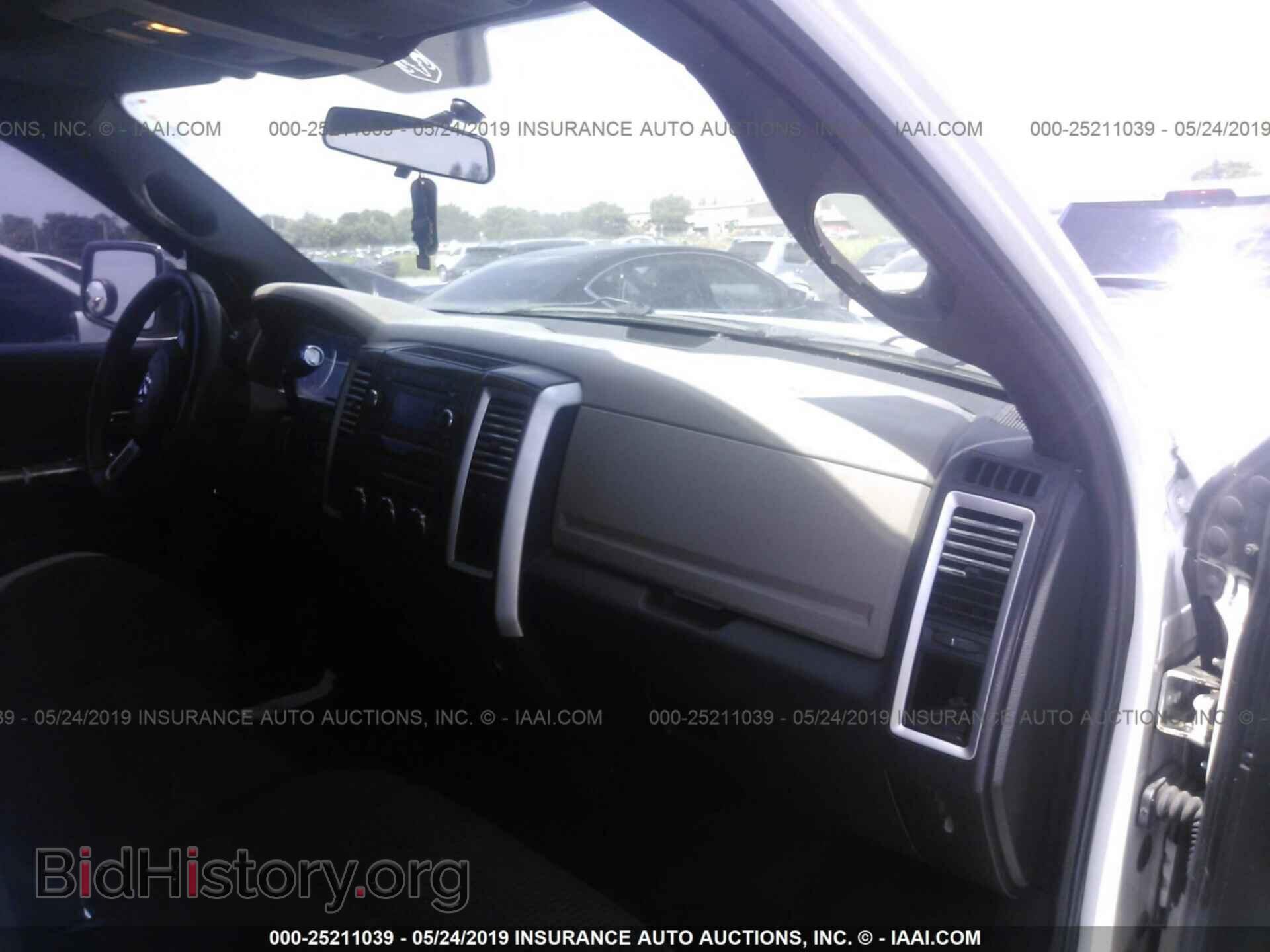 2010 DODGE RAM 1500 - VIN: 1D7RB1GP4AS138680 - Фото 5