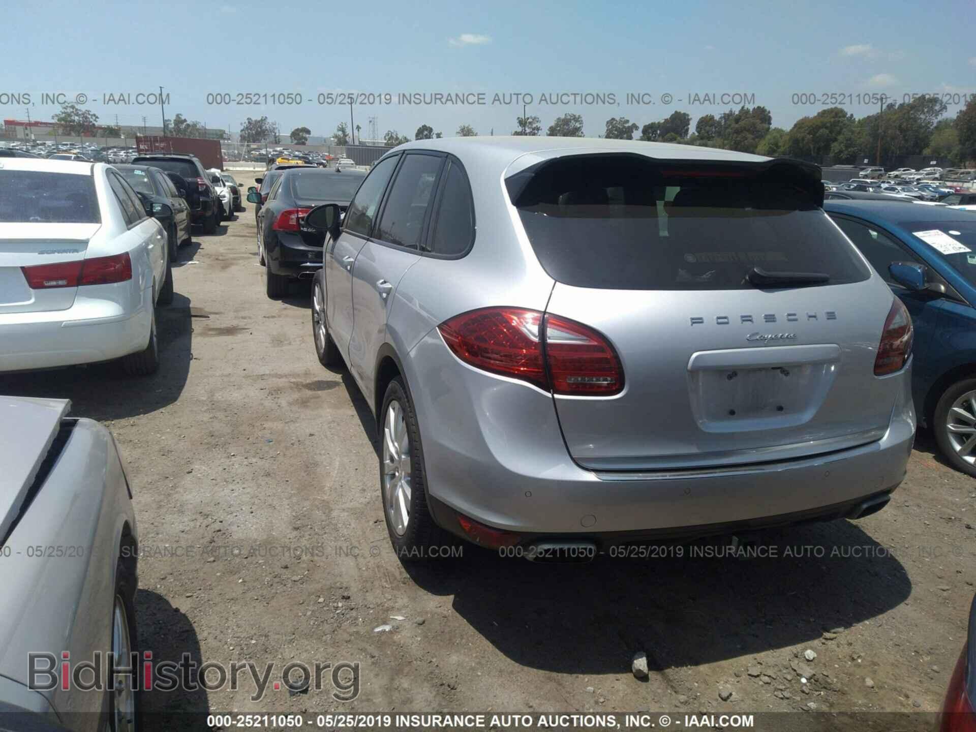 2012 PORSCHE CAYENNE - VIN: WP1AA2A20CLA08498 - Фото 3