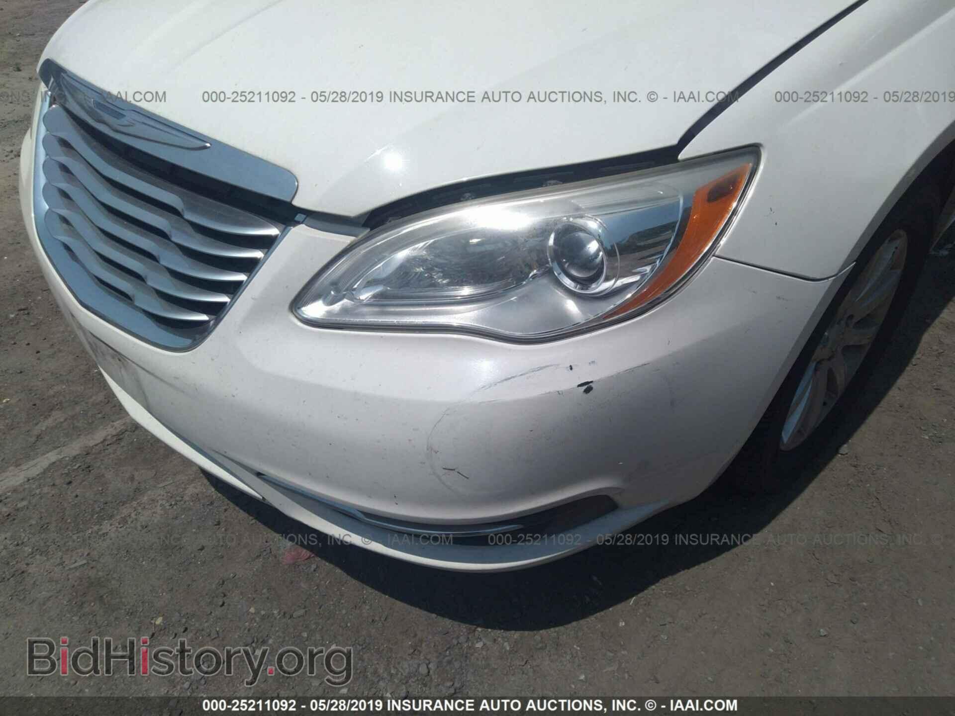 2011 CHRYSLER 200 - VIN: 1C3BC1FB4BN512966 - Photo 6