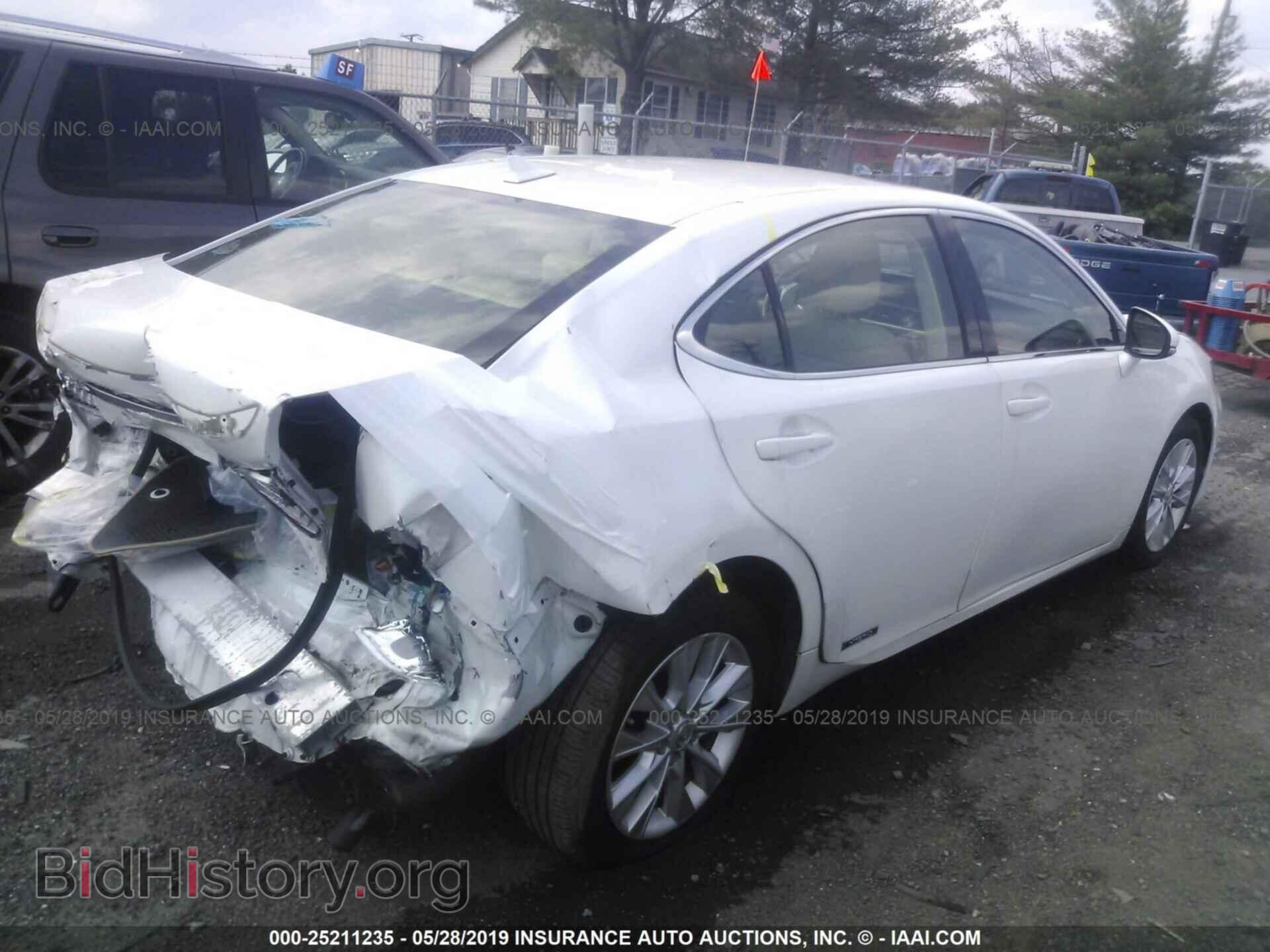 2014 LEXUS ES - VIN: JTHBW1GG8E2075880 - Фото 4