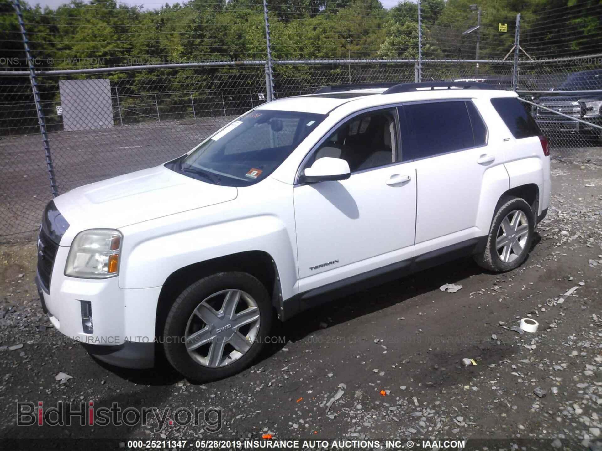 2011 GMC TERRAIN - VIN: 2CTALUEC1B6266437 - Фото 2