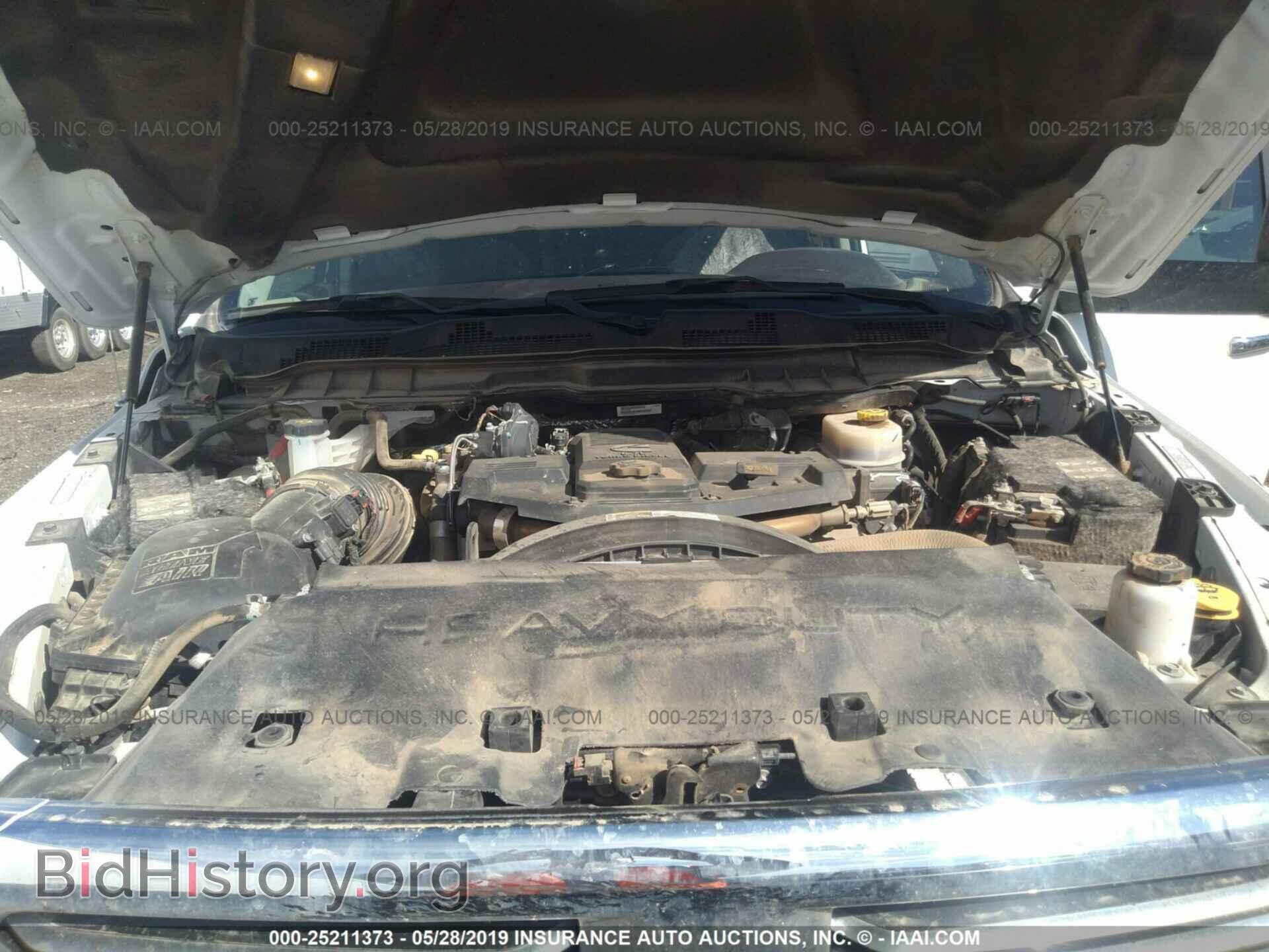 2017 RAM 3500 - VIN: 3C63R3HL0HG638377 - Photo 10