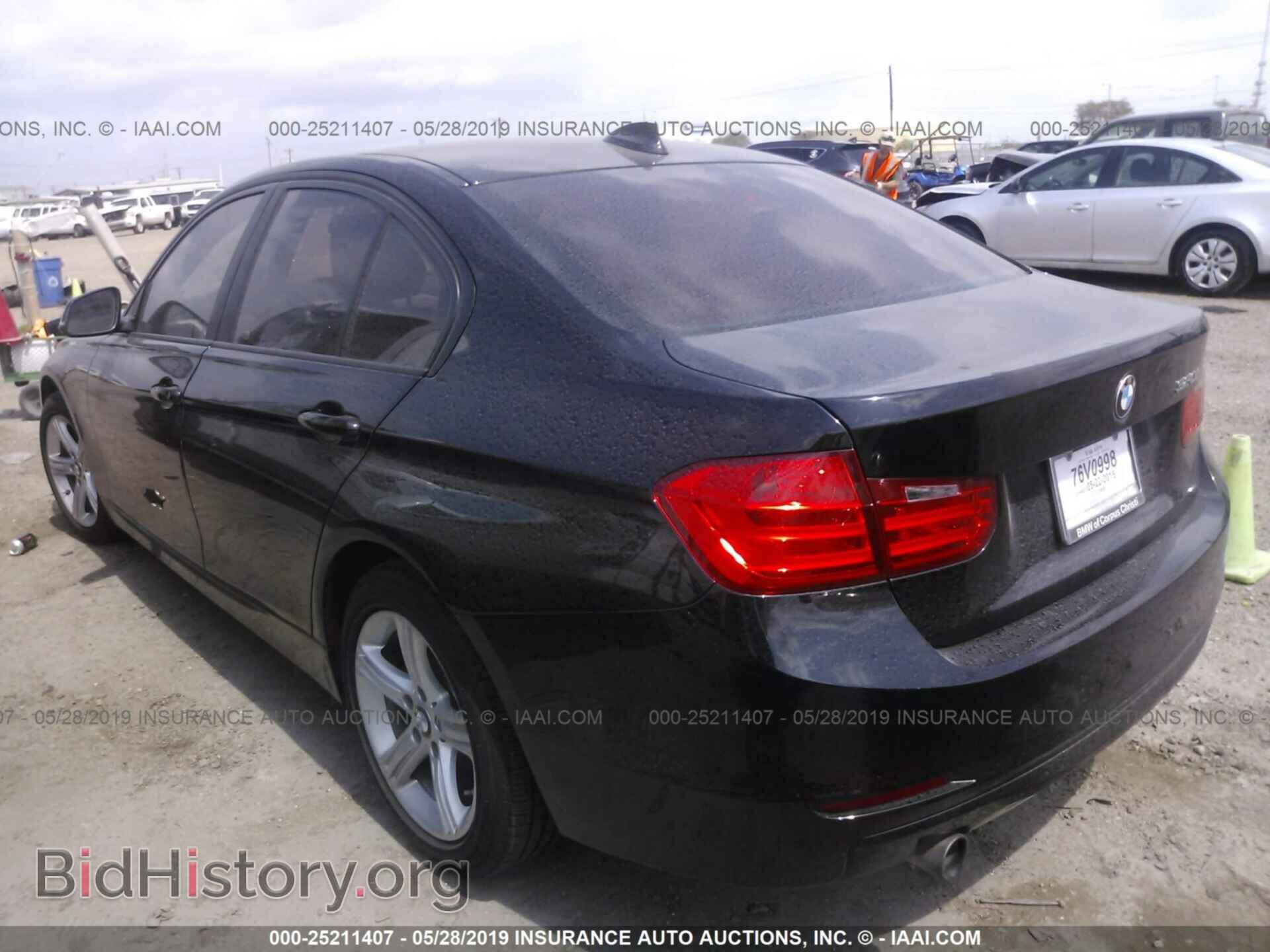 2015 BMW 320 - VIN: WBA3B1C57FK139542 - Фото 3
