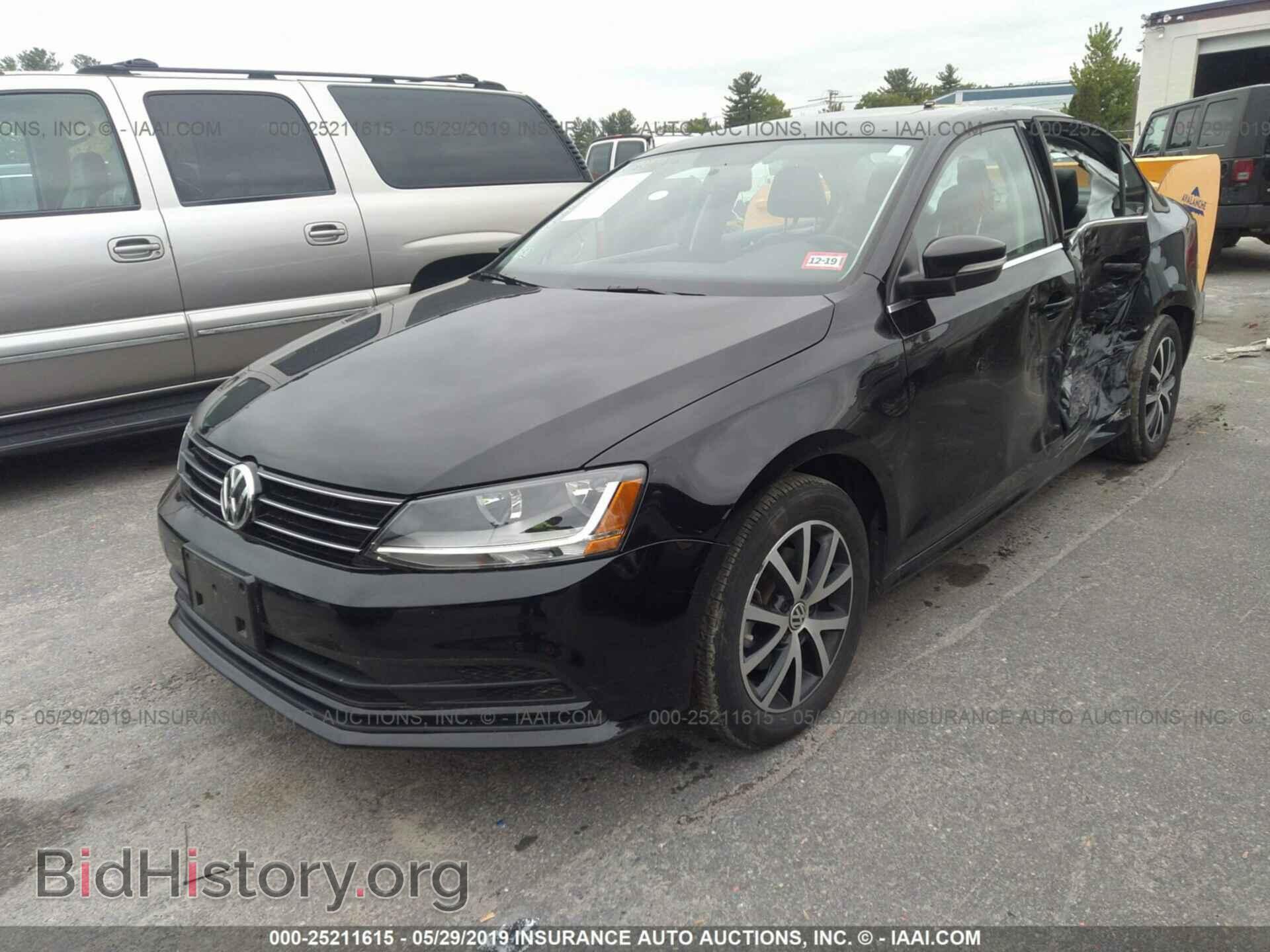 2017 VOLKSWAGEN JETTA - VIN: 3VWDB7AJ6HM320814 - Photo 2