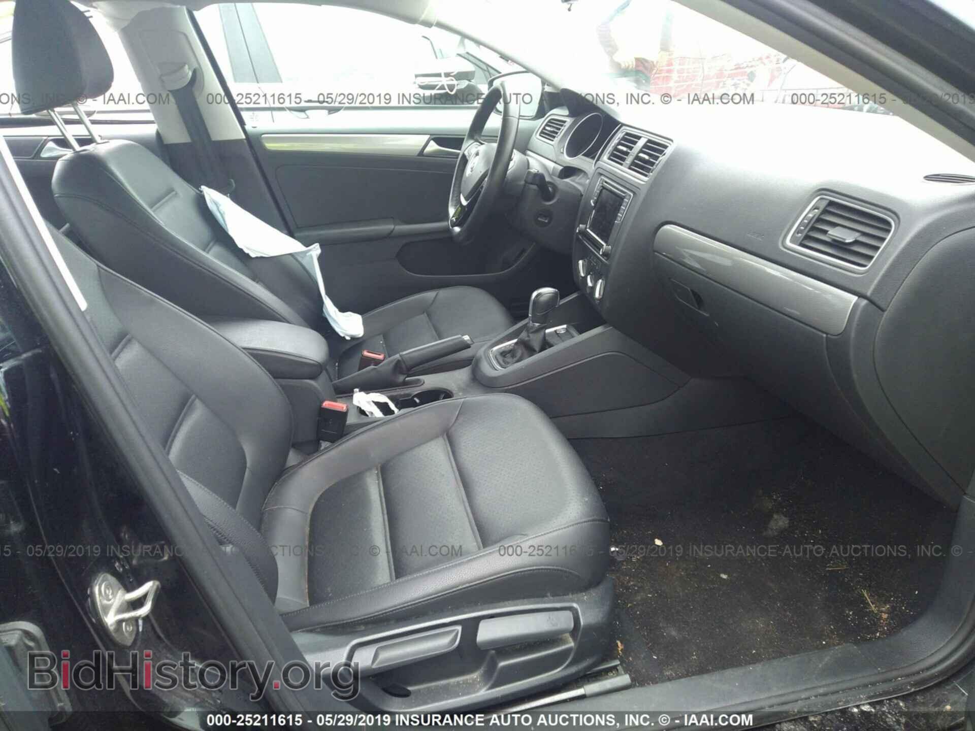 2017 VOLKSWAGEN JETTA - VIN: 3VWDB7AJ6HM320814 - Photo 5