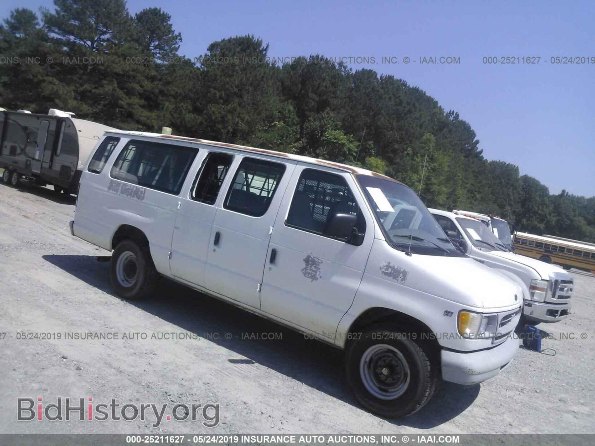 Фотография 1FBSS31L2YHB81424 - FORD ECONOLINE 2000