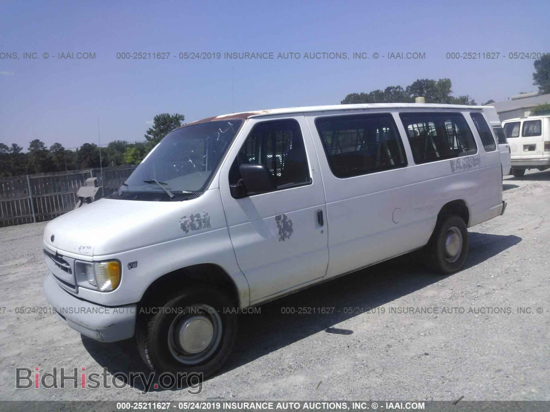 2000 FORD ECONOLINE - VIN: 1FBSS31L2YHB81424 - Фото 2