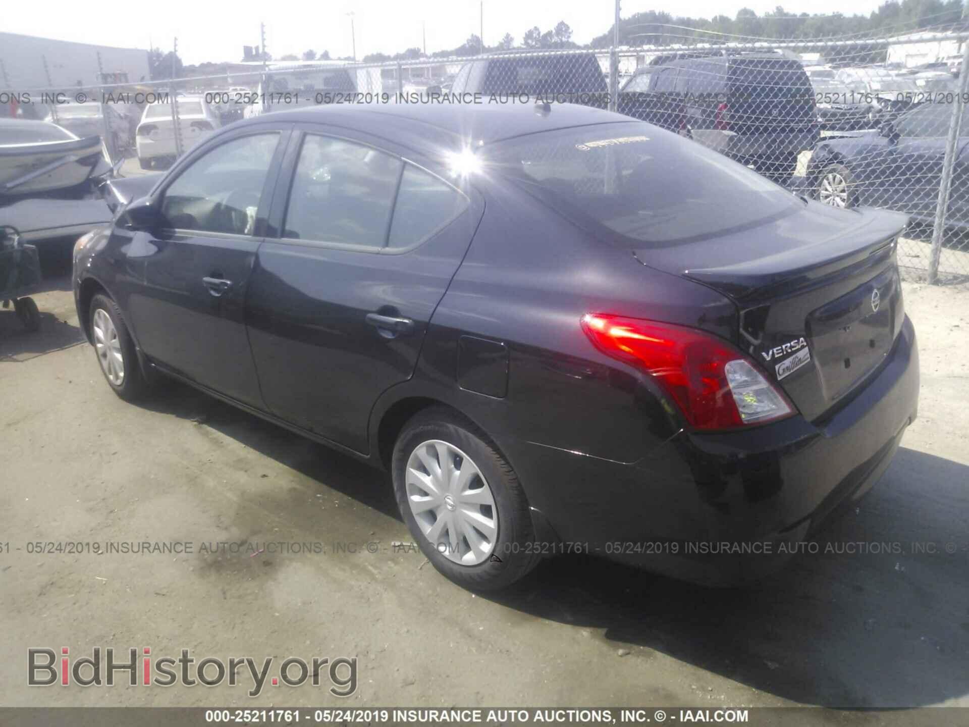 2019 NISSAN VERSA - VIN: 3N1CN7AP3KL810167 - Фото 3