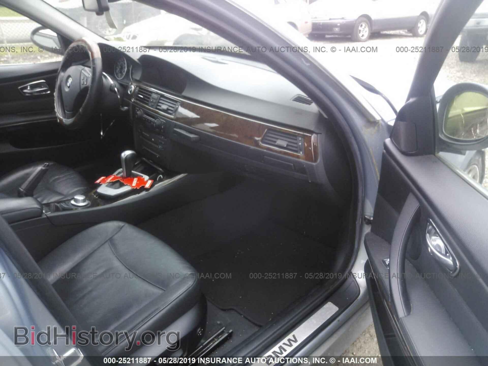 2006 BMW 330 - VIN: WBAVB33526KR76963 - Фото 5
