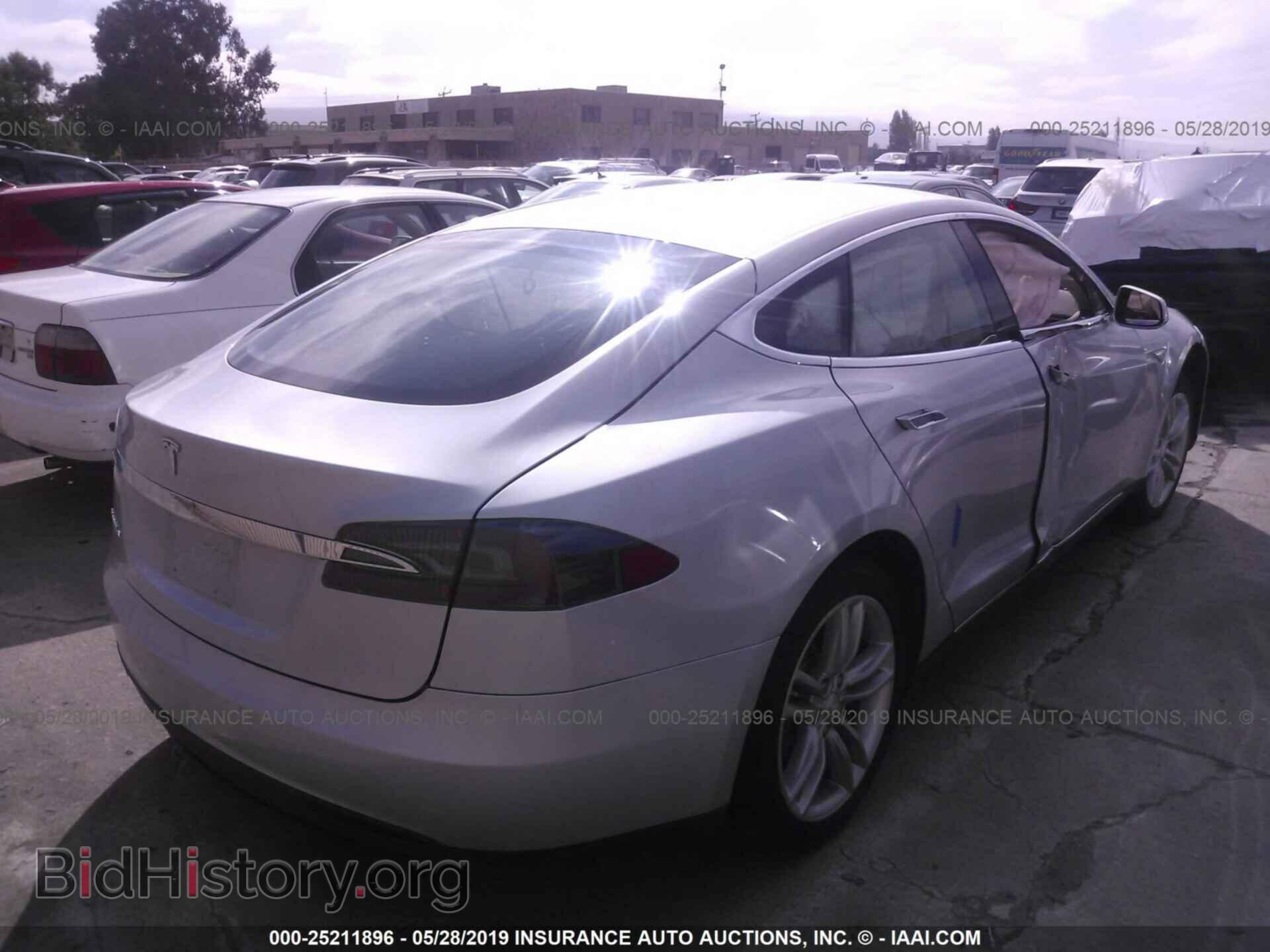 2013 TESLA MODEL S - VIN: 5YJSA1CG2DFP04759 - Photo 4