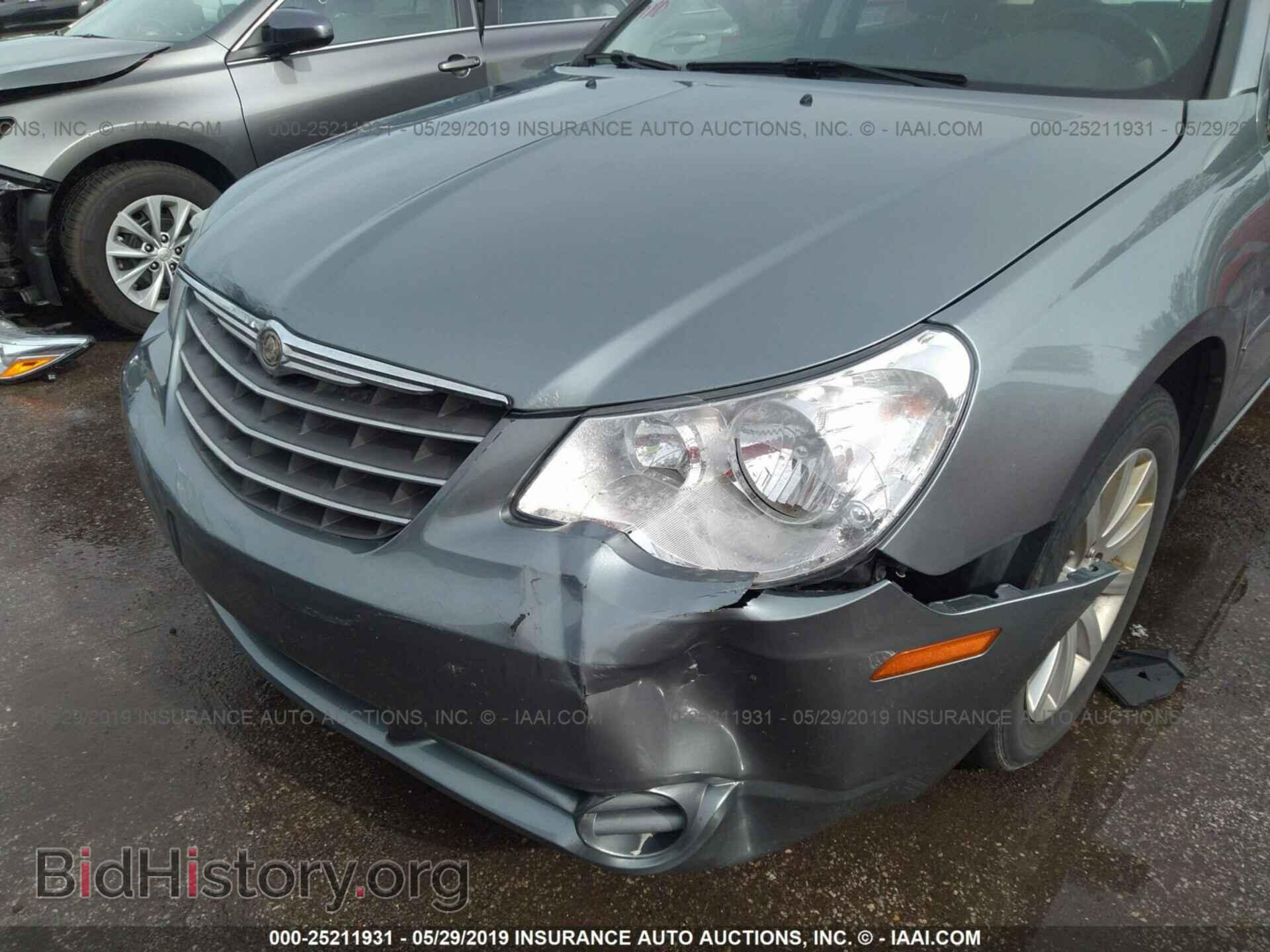 2010 CHRYSLER SEBRING - VIN: 1C3CC5FB1AN228219 - Фото 6