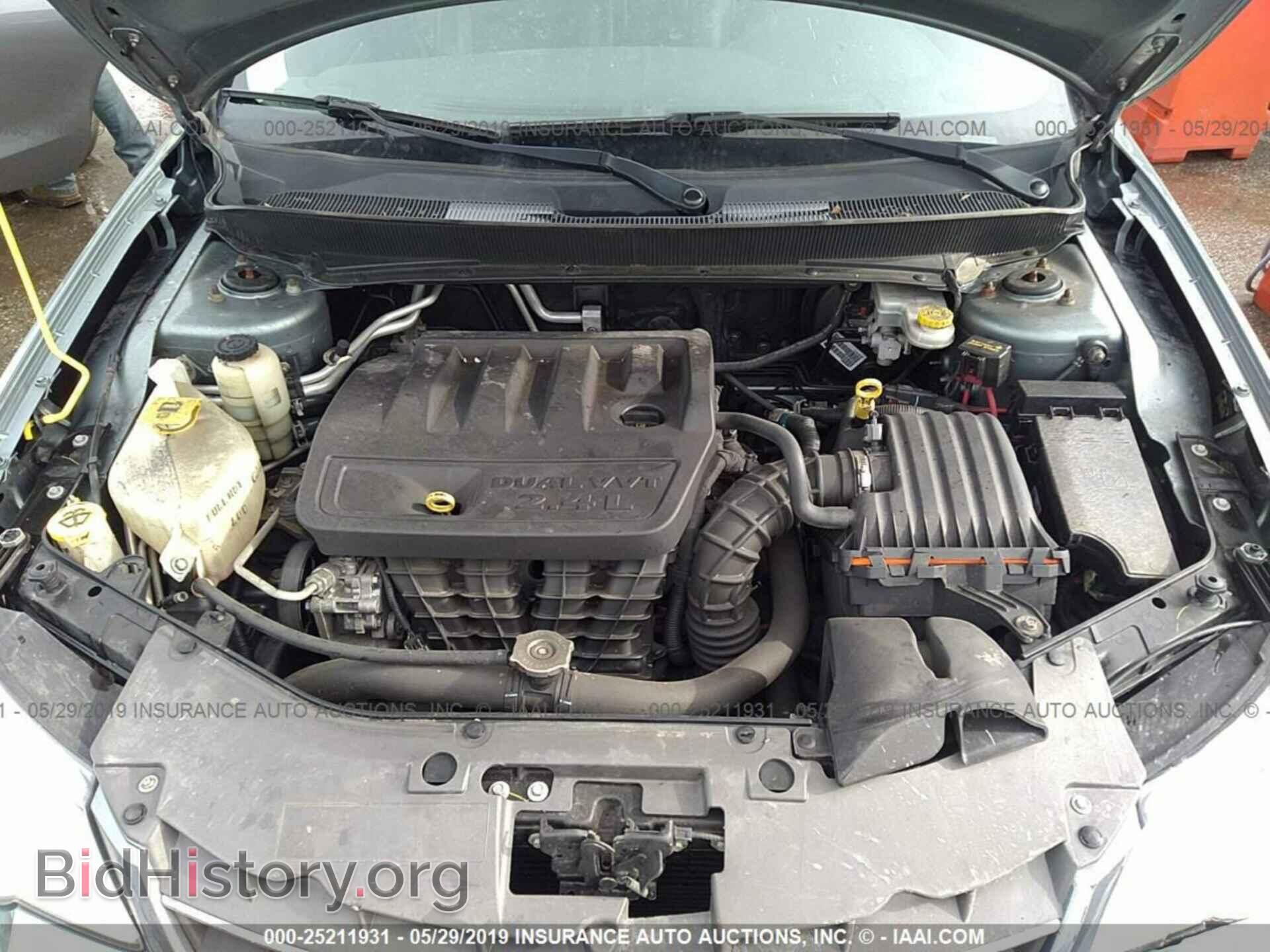 2010 CHRYSLER SEBRING - VIN: 1C3CC5FB1AN228219 - Фото 10