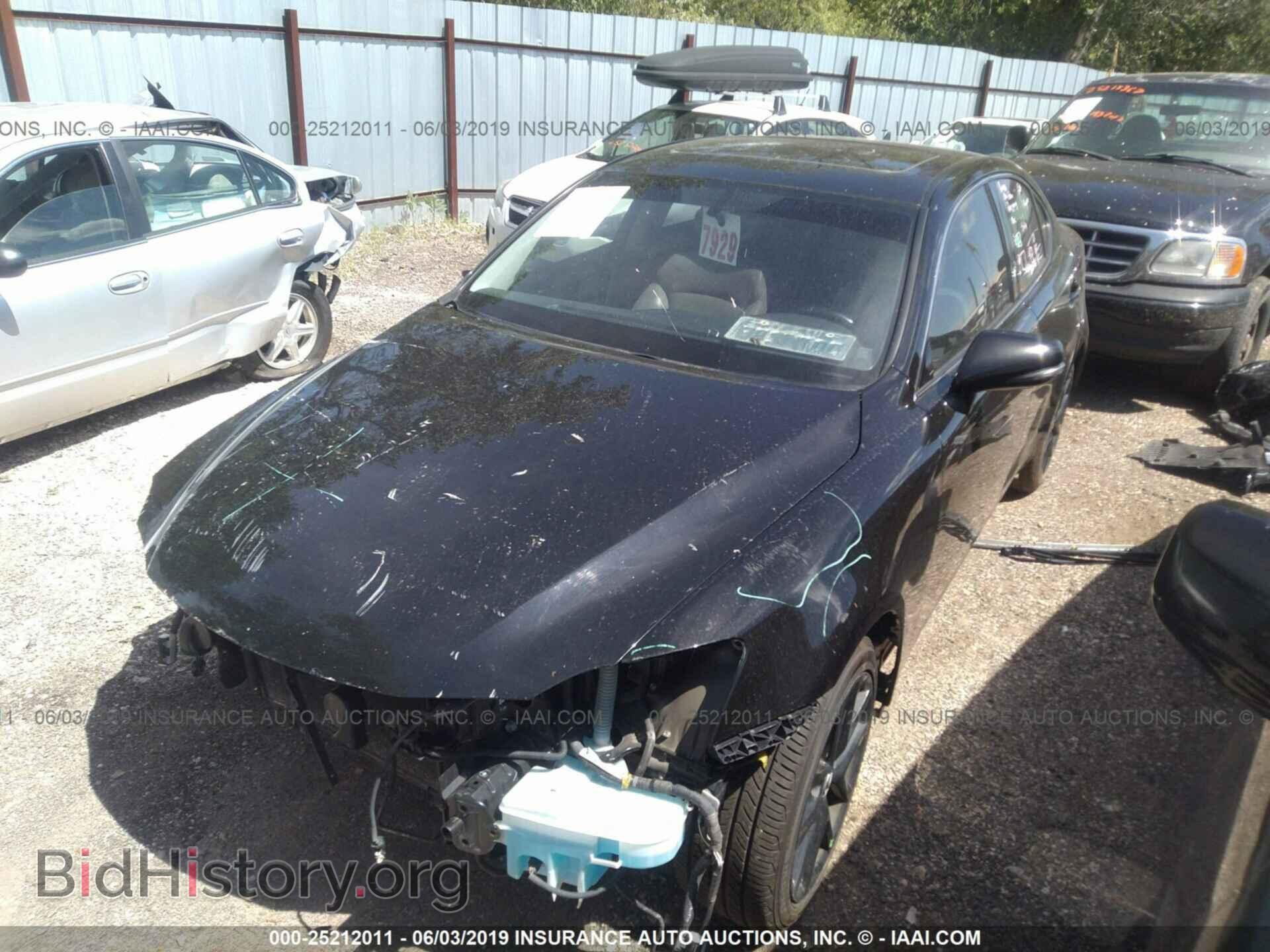 2011 LEXUS IS - VIN: JTHCF5C24B5050880 - Фото 2