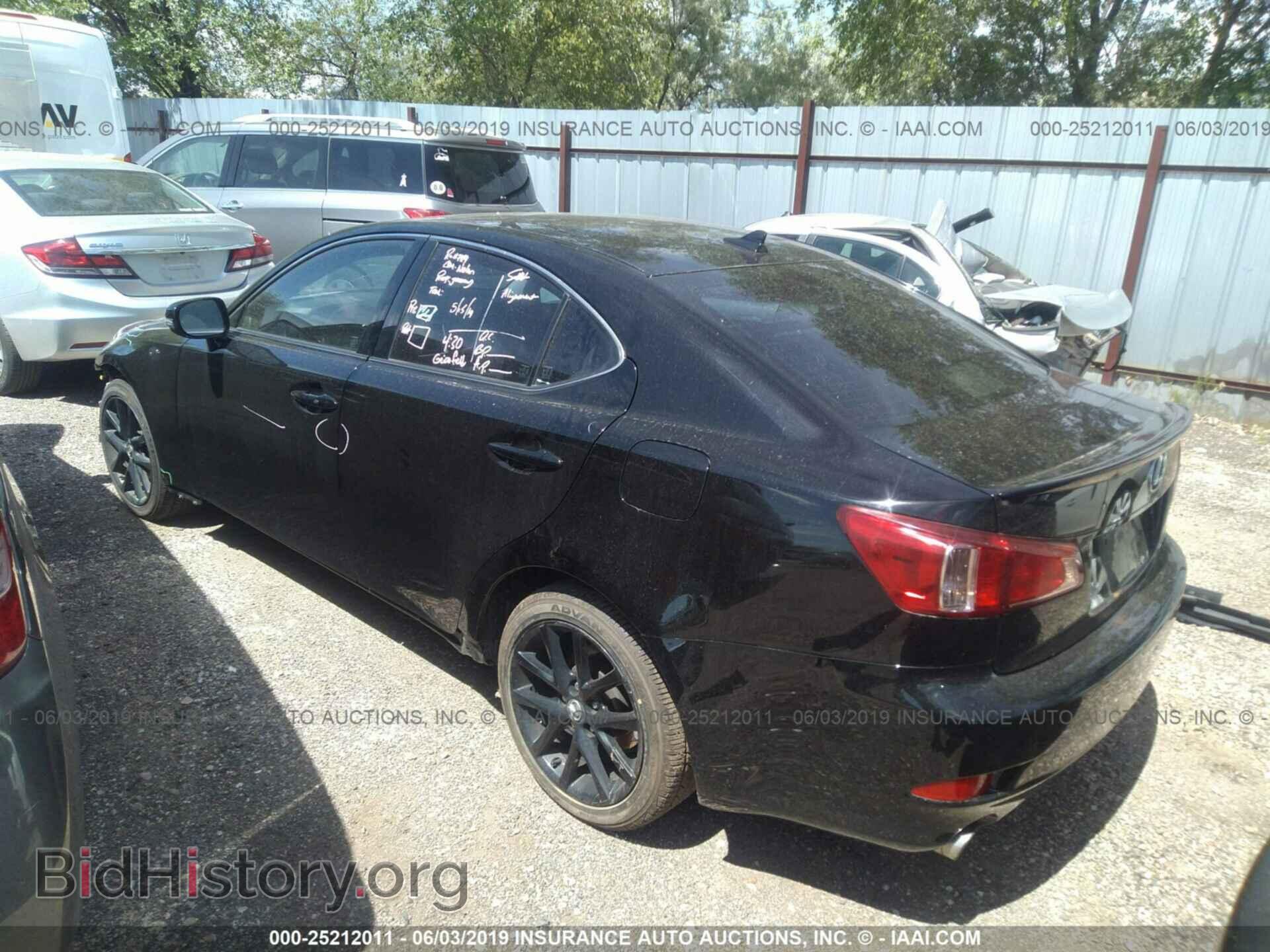 2011 LEXUS IS - VIN: JTHCF5C24B5050880 - Фото 3