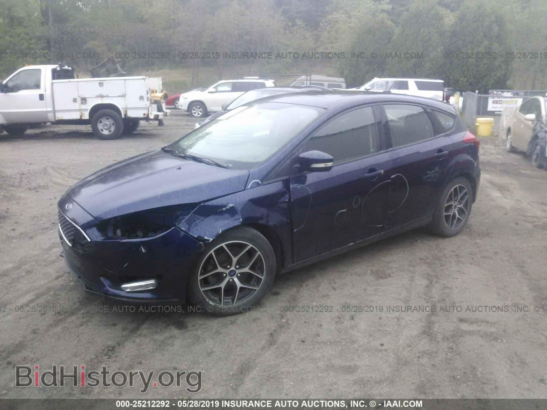 2017 FORD FOCUS - VIN: 1FADP3M24HL321646 - Фото 2