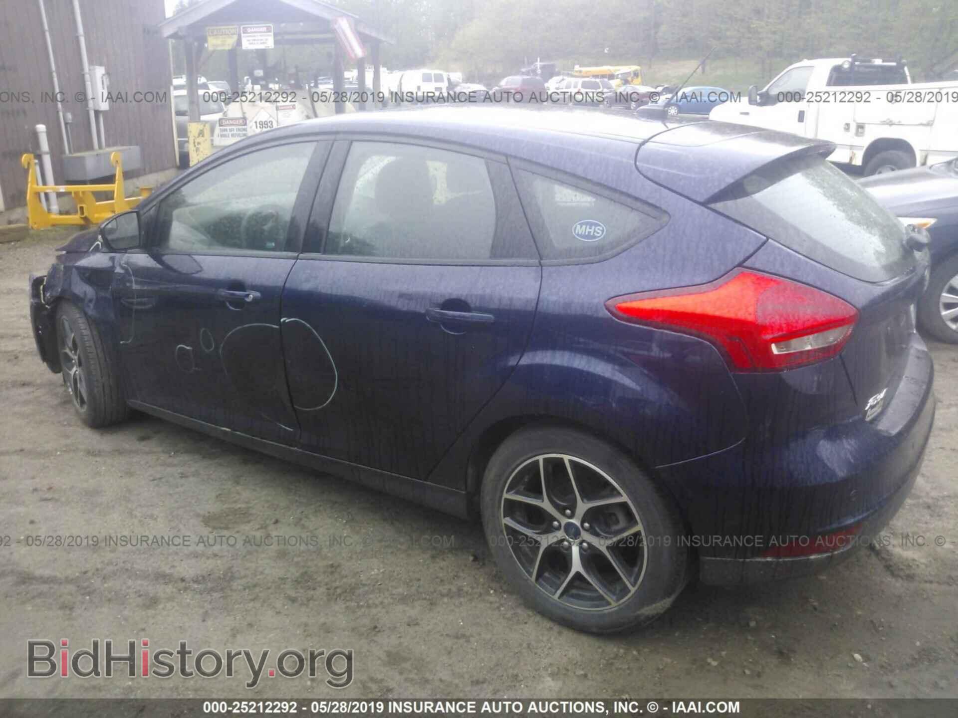 2017 FORD FOCUS - VIN: 1FADP3M24HL321646 - Фото 3