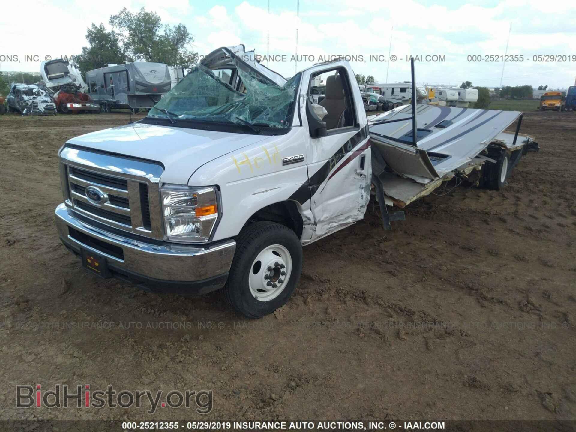 2019 FORD ECONOLINE - VIN: 1FDXE4FS8KDC01667 - Фото 2