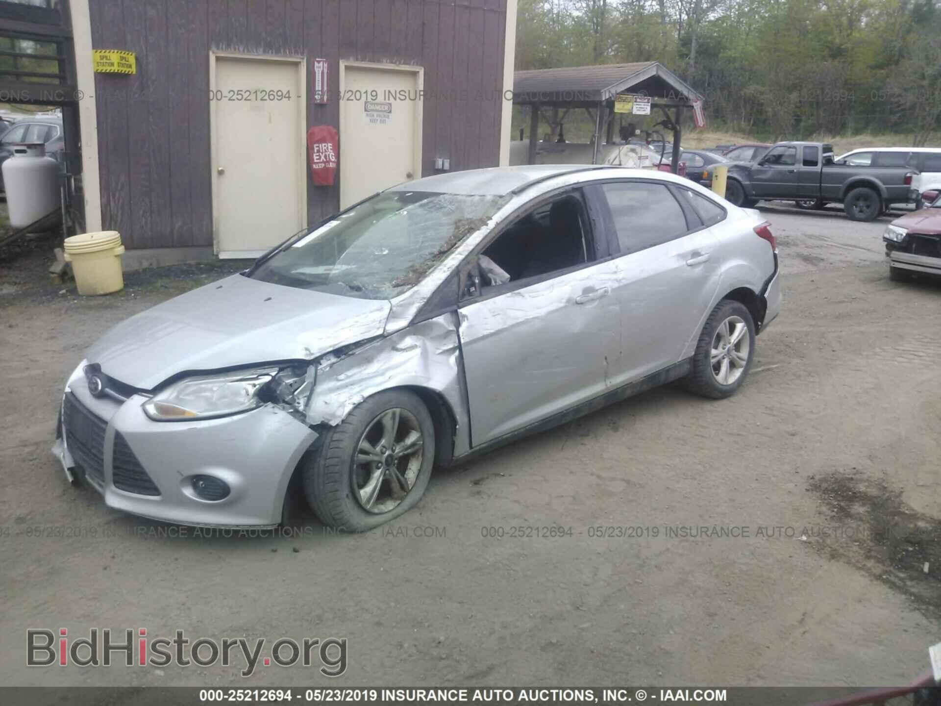 2013 FORD FOCUS - VIN: 1FADP3F28DL120520 - Фото 2