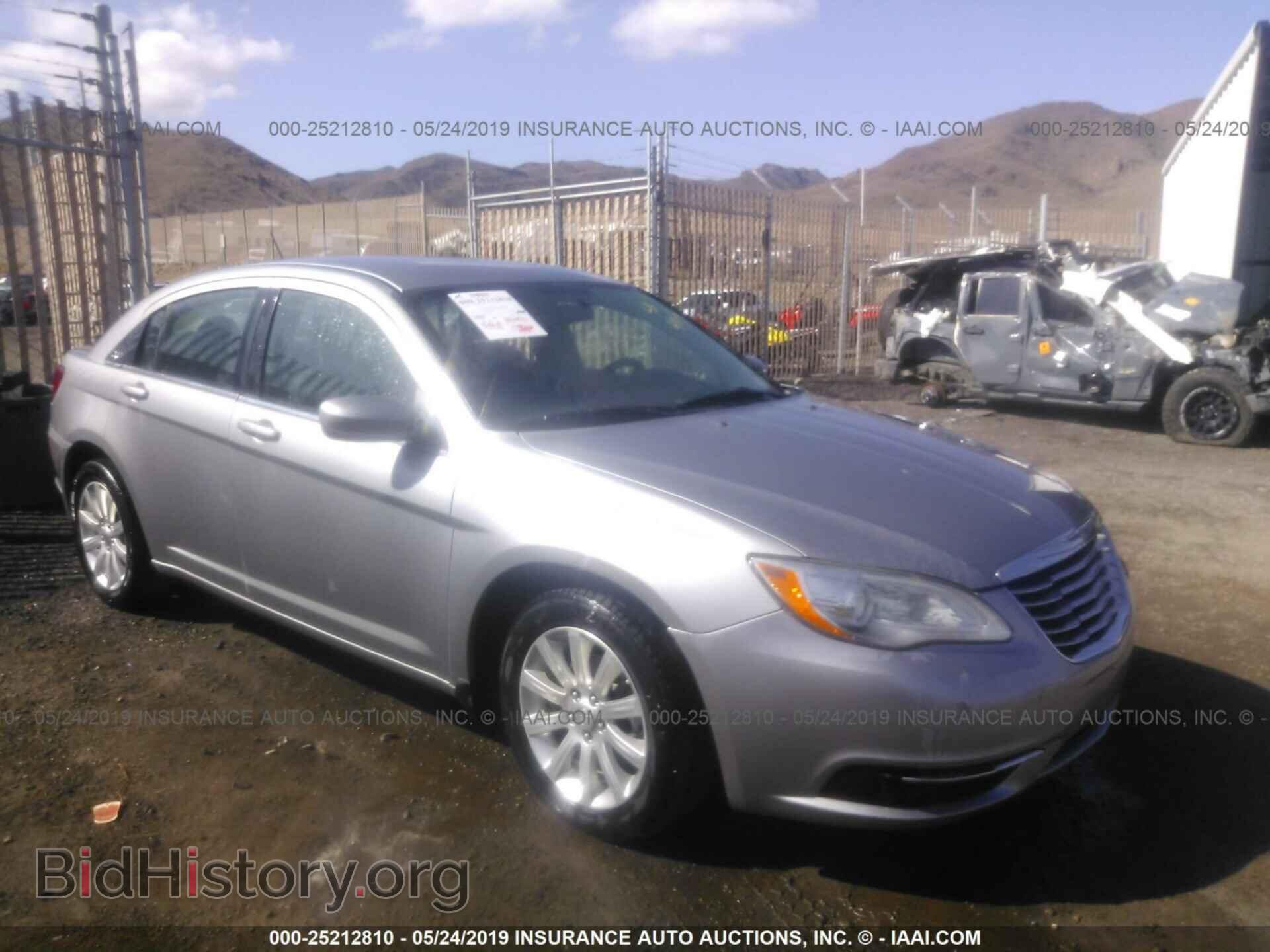 Photo 1C3CCBBB4DN672087 - CHRYSLER 200 2013