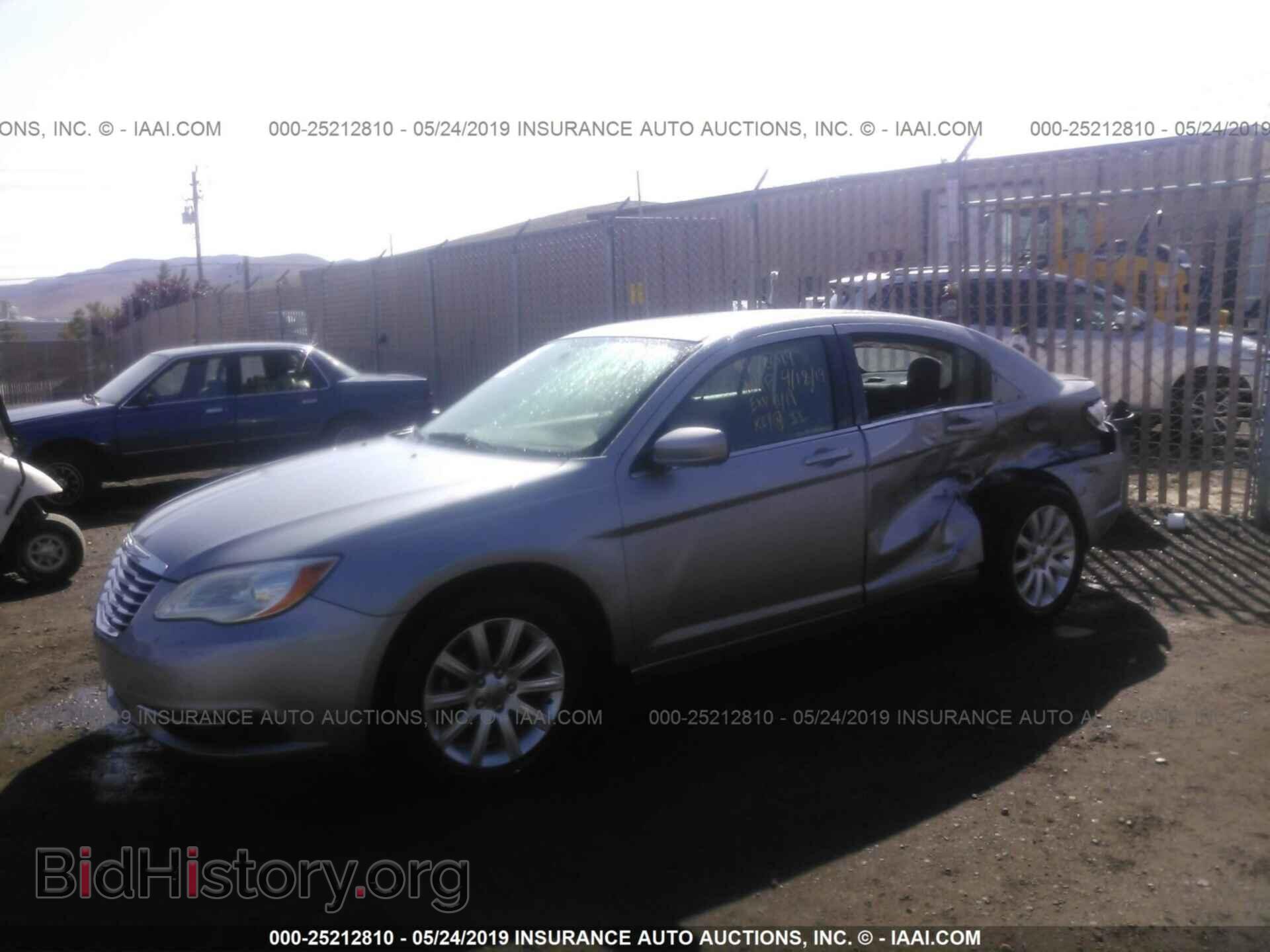 2013 CHRYSLER 200 - VIN: 1C3CCBBB4DN672087 - Photo 2