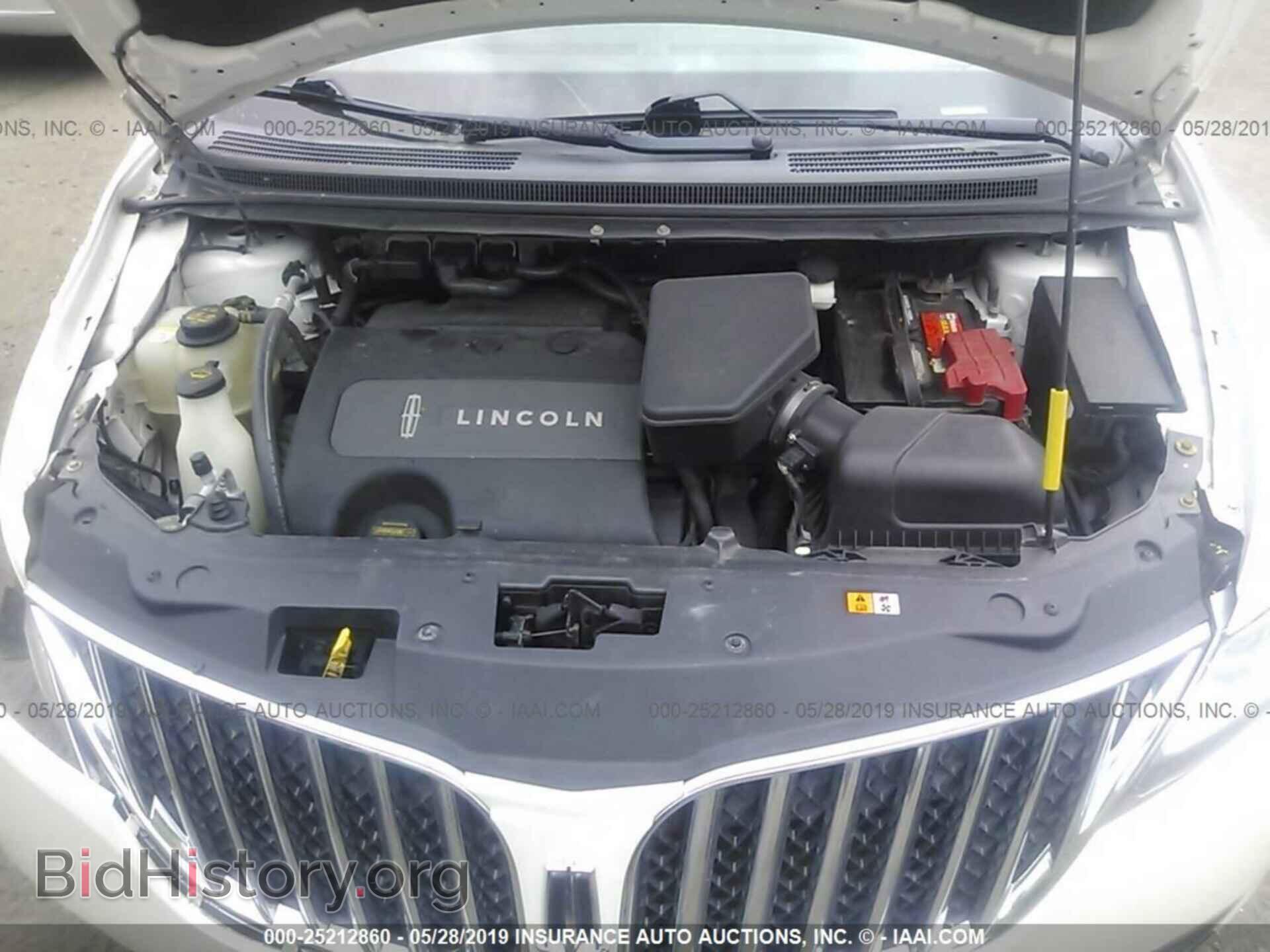 2011 LINCOLN MKX - VIN: 2LMDJ8JK2BBJ23975 - Photo 10